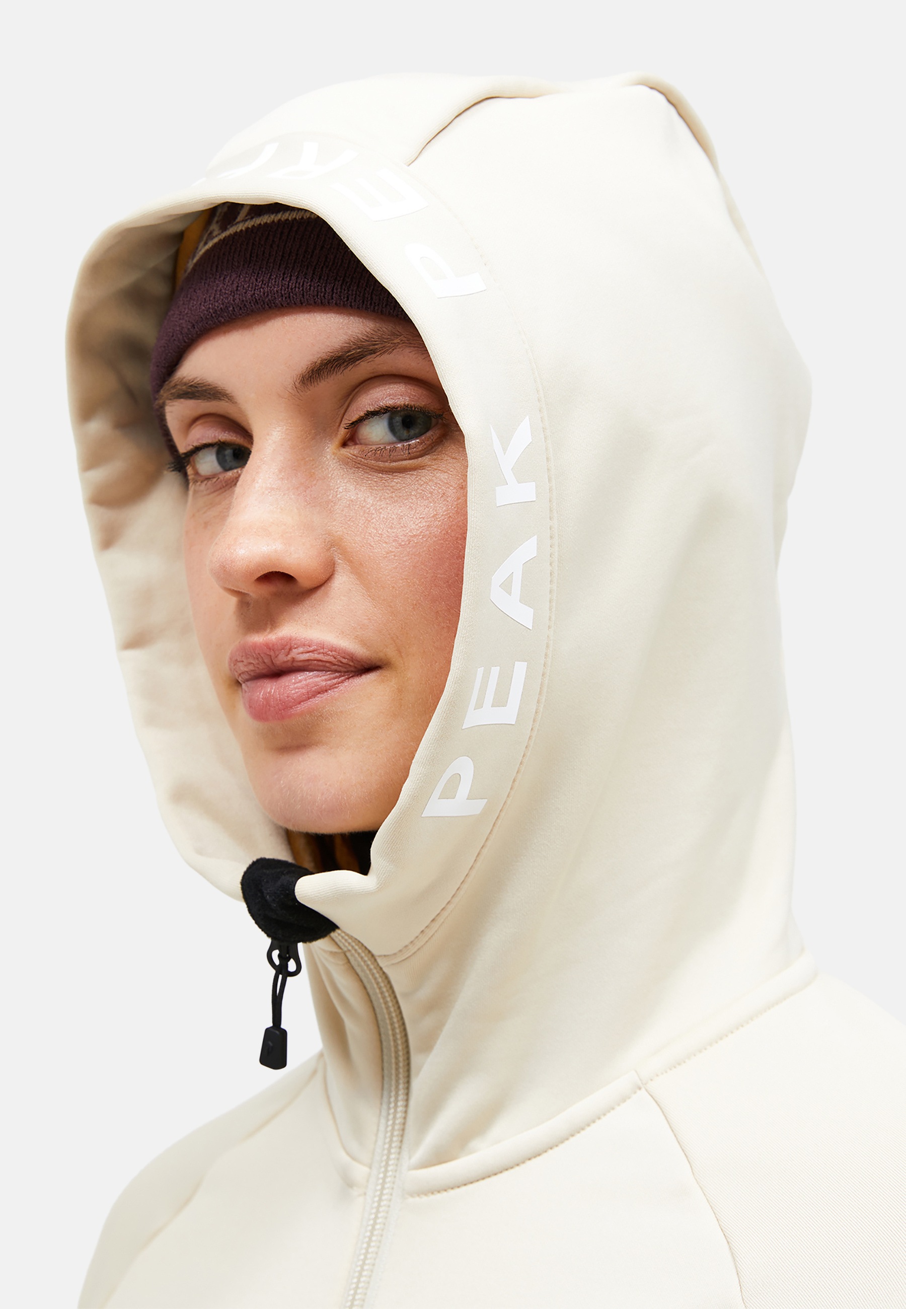 Peak Performance Fleecejacke »W Rider Zip Hood« mit Label-Applikationen