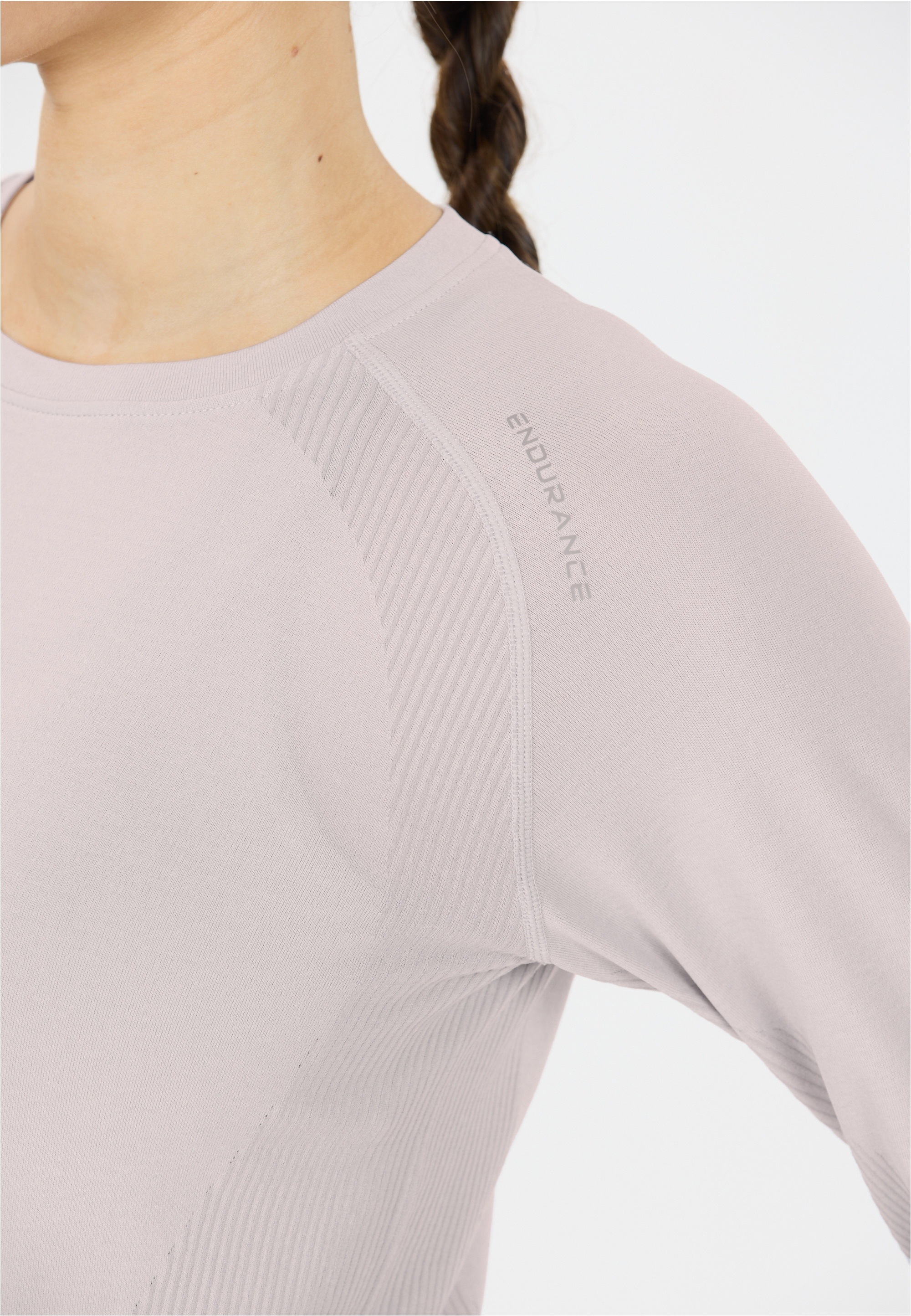ENDURANCE Funktionsshirt »Halen«, im nahtlosen Design