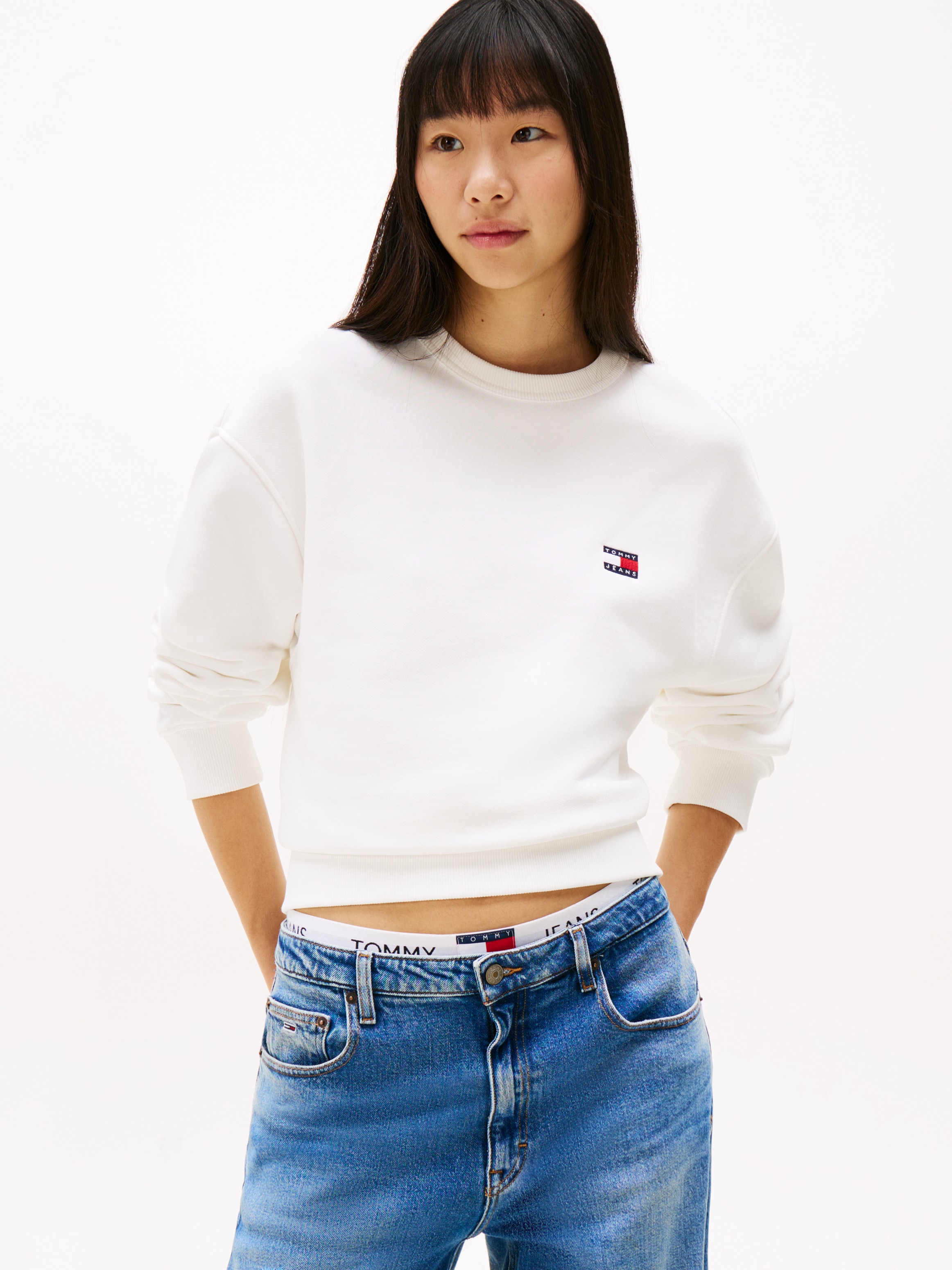 Tommy Jeans Sweatshirt "TJW BXY BADGE CREW", mit Logo-Badge günstig online kaufen