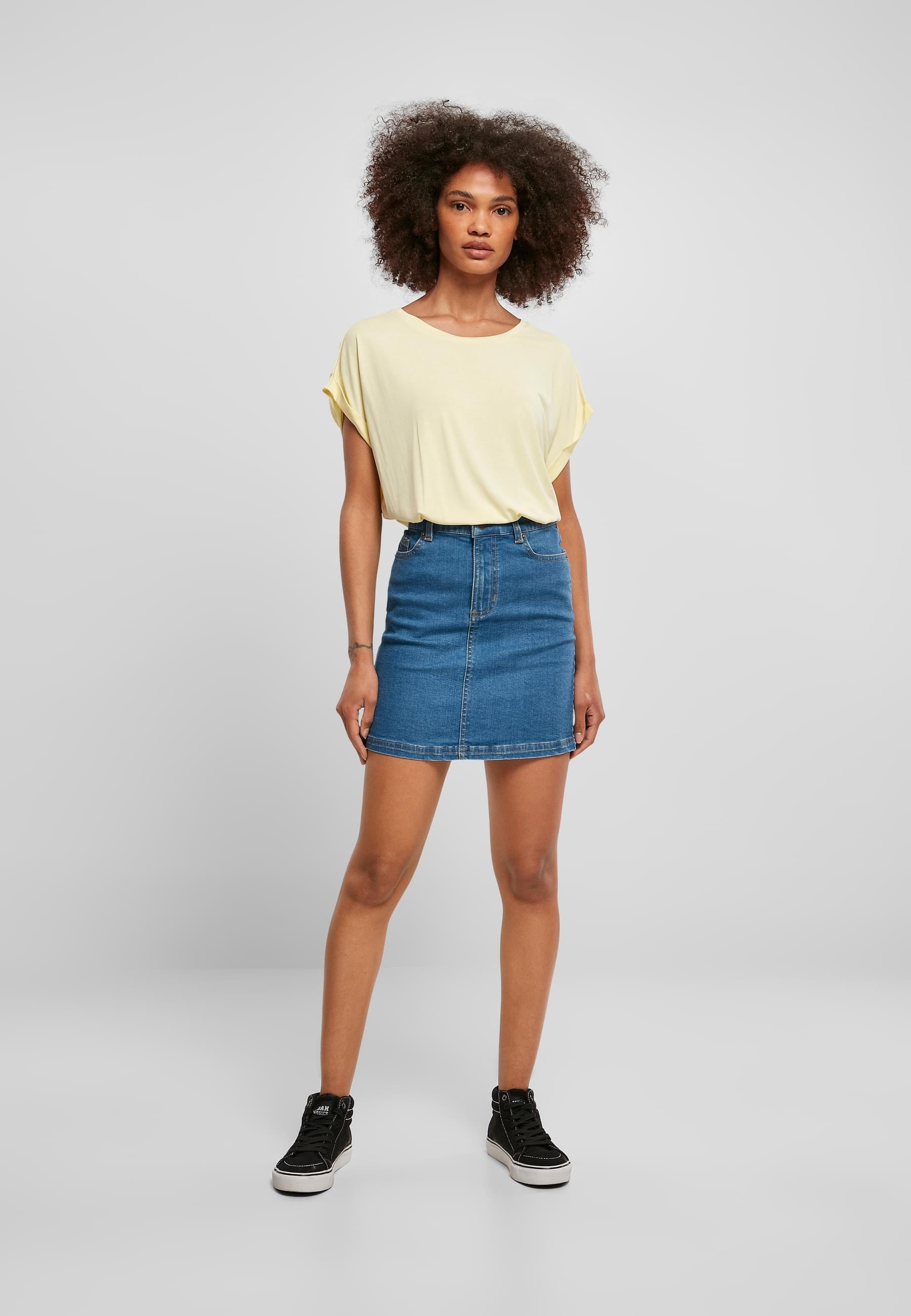 URBAN CLASSICS Kurzarmshirt »Urban Classics Damen Ladies Modal Extended Shoulder Tee«, (1 tlg.)