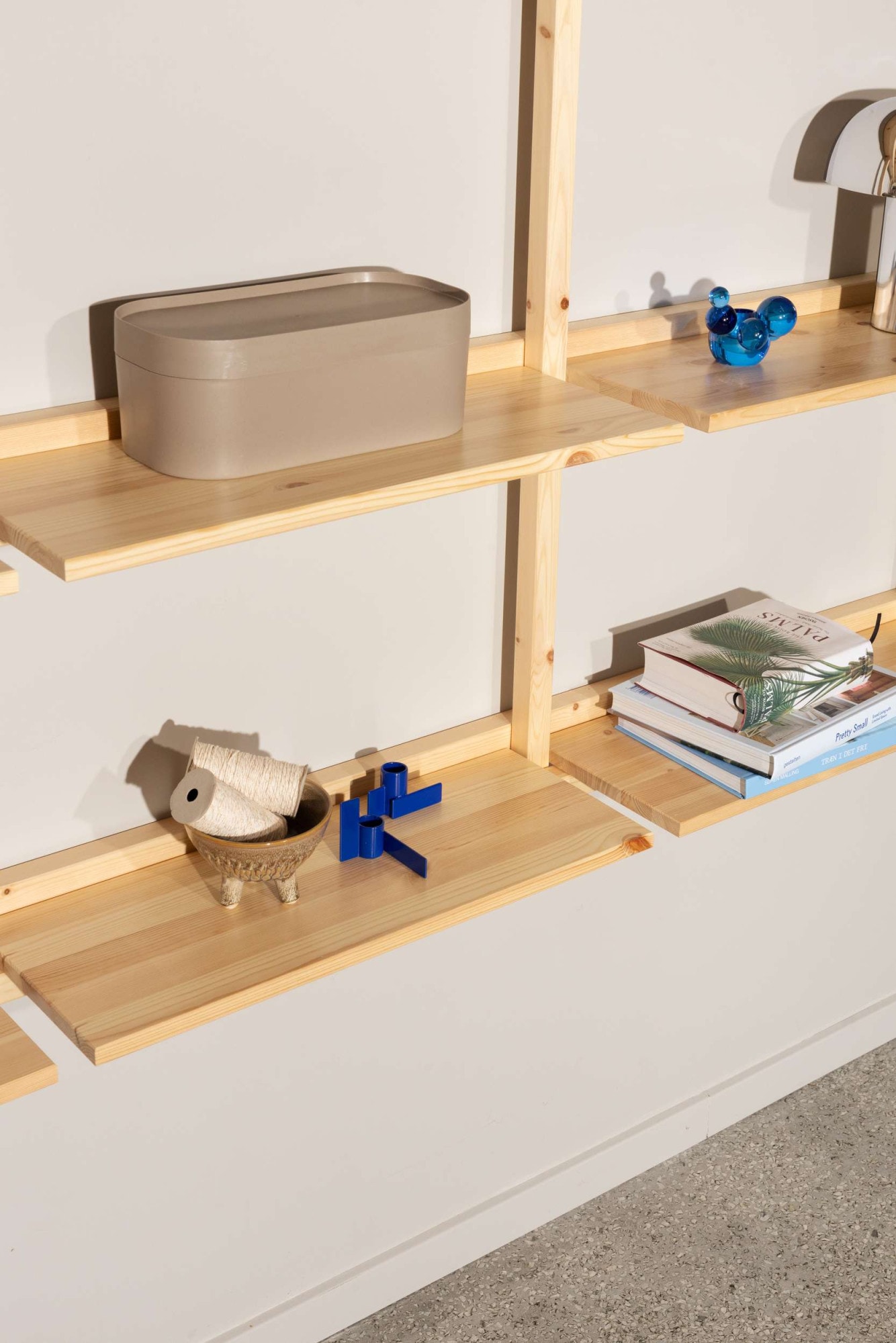 Karup Design Wandregal »Groove Shelving Big, Wandregal, Aufbewahrung, Deko, Platzsparend«, (BxTxH ca: 192x25,5x127), inkl. 12 Abnehmbare Regalböden aus FSC®-zertifiziertem Massivholz