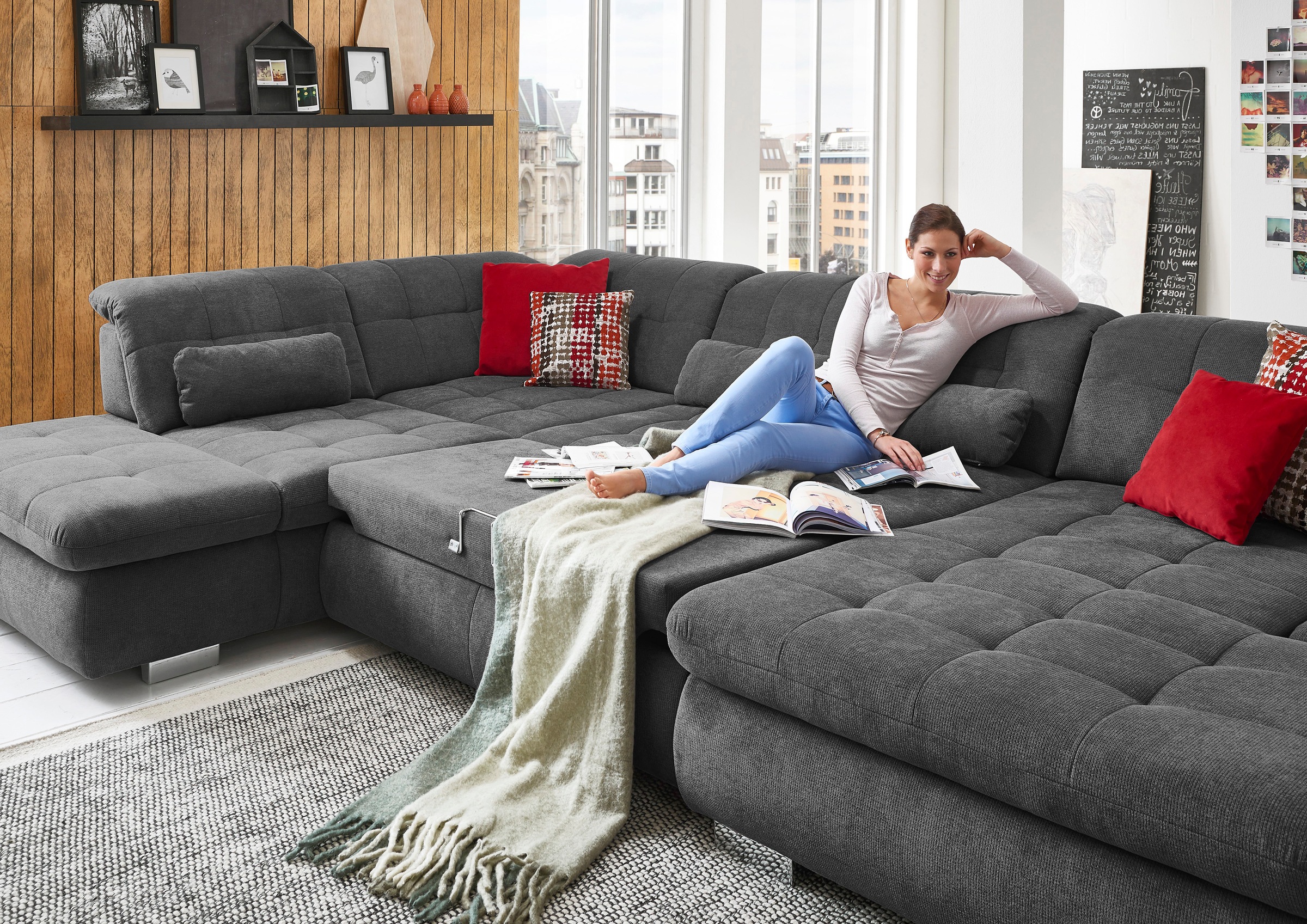 Die PlanBar Ecksofa »MP-IN17004 L-Form«, wahlweise mit Funktionen, Federkern-Polsterung