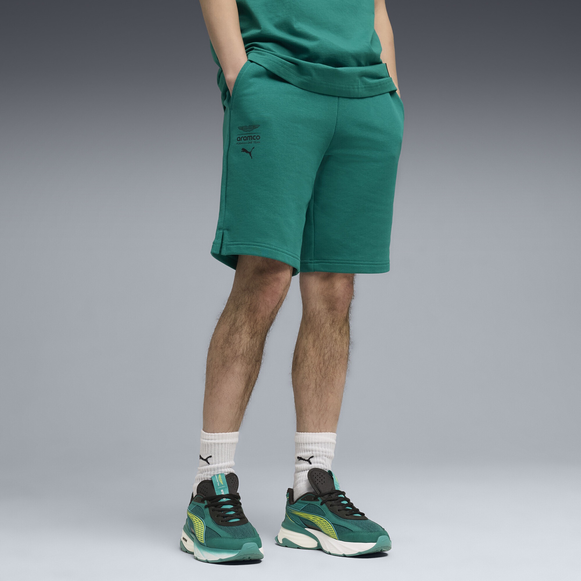 PUMA Sporthose "PUMA x ASTON MARTIN ARAMCO F1 TEAM Essentials Shorts Herren günstig online kaufen