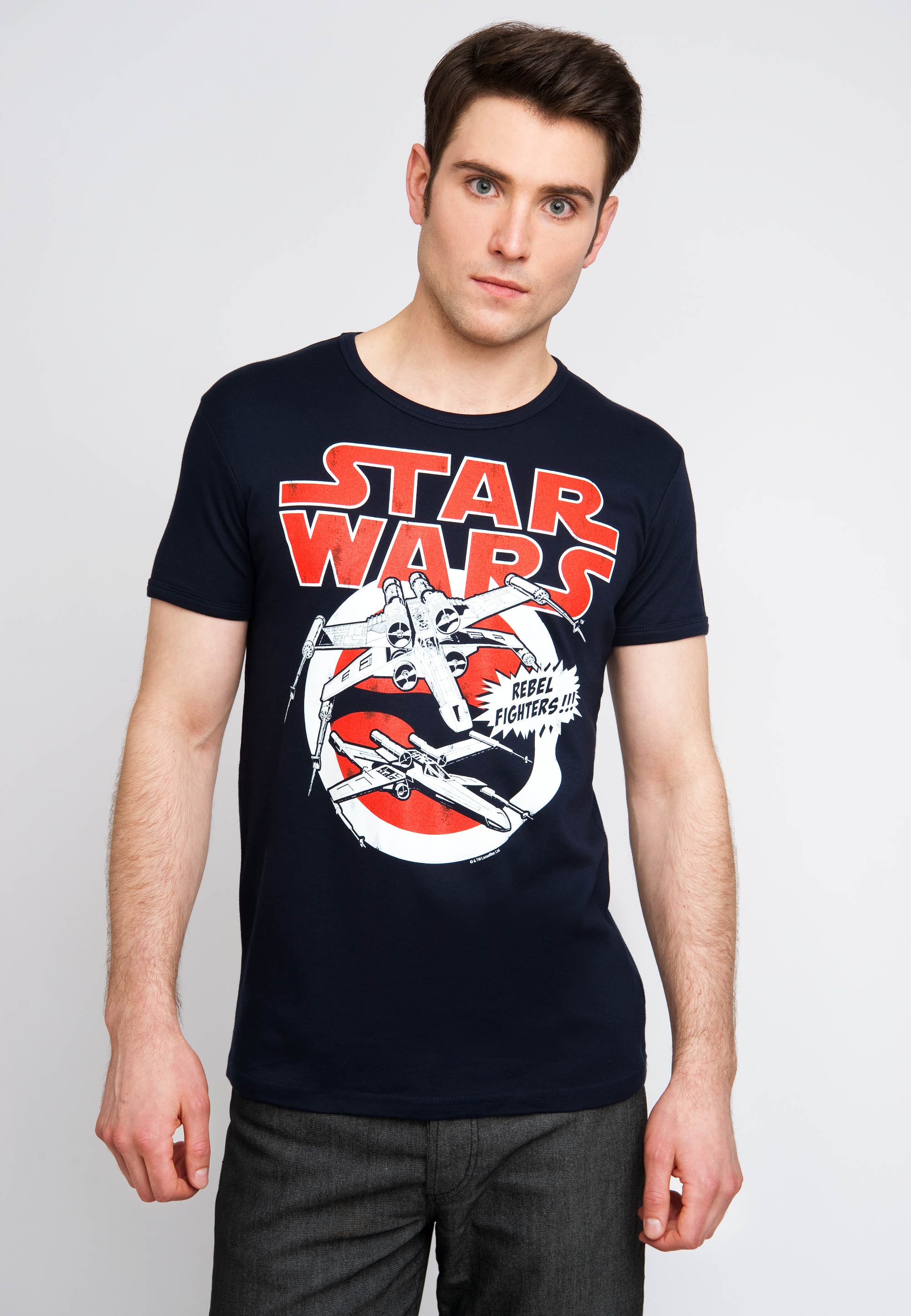 LOGOSHIRT T-Shirt »Star ▷ | großem kaufen X-Wings«, mit BAUR Wars Retro-Print