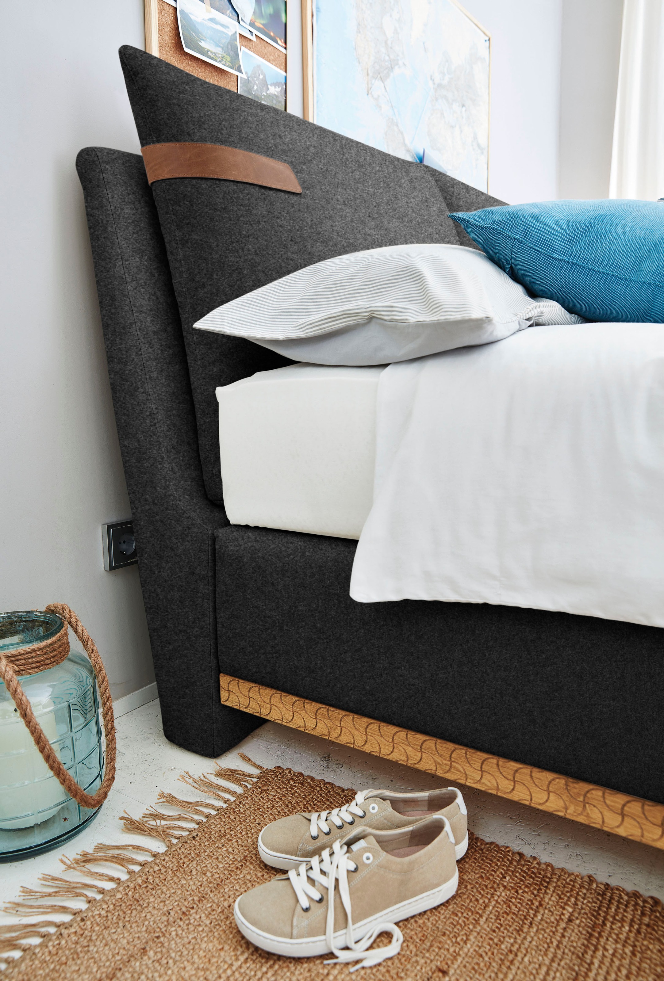 Thumbnail - Birkenstock Boxspringbett "Montreal", Kopfteil in Kissenoptik, Lederlaschen, unterschiedliche Ausführungen