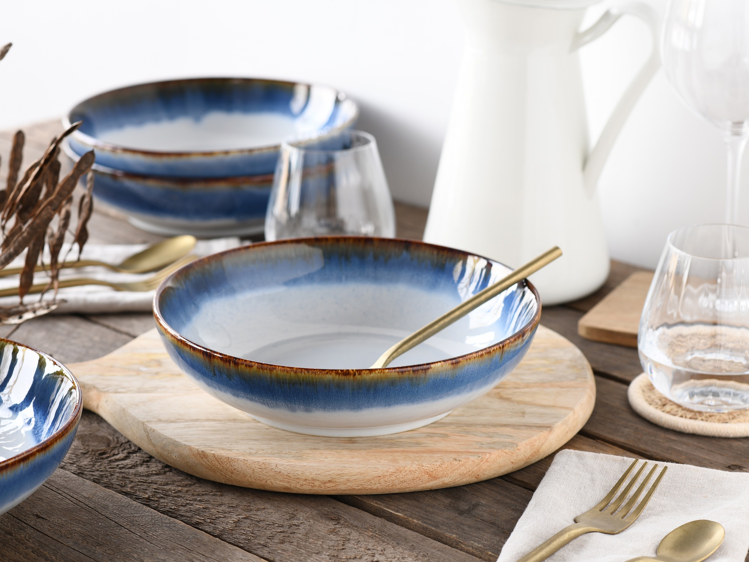 CreaTable Schale »Cascade, Poke Bowl 22,5 cm 4-tlg«, 4 tlg., aus Steinzeug, Rekativglasur, Healthy Food