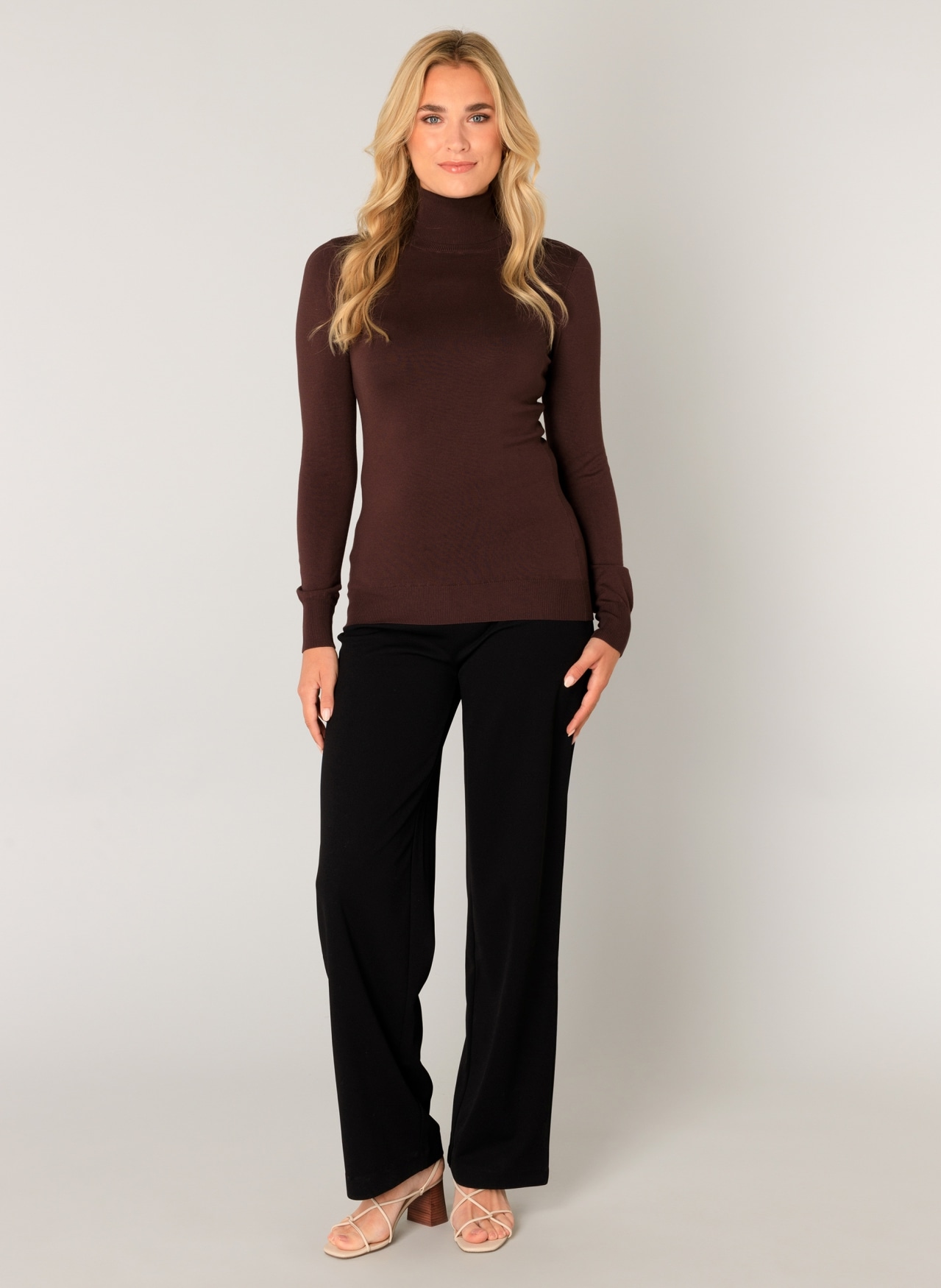 Base Level Rollkragenpullover »Yuen«