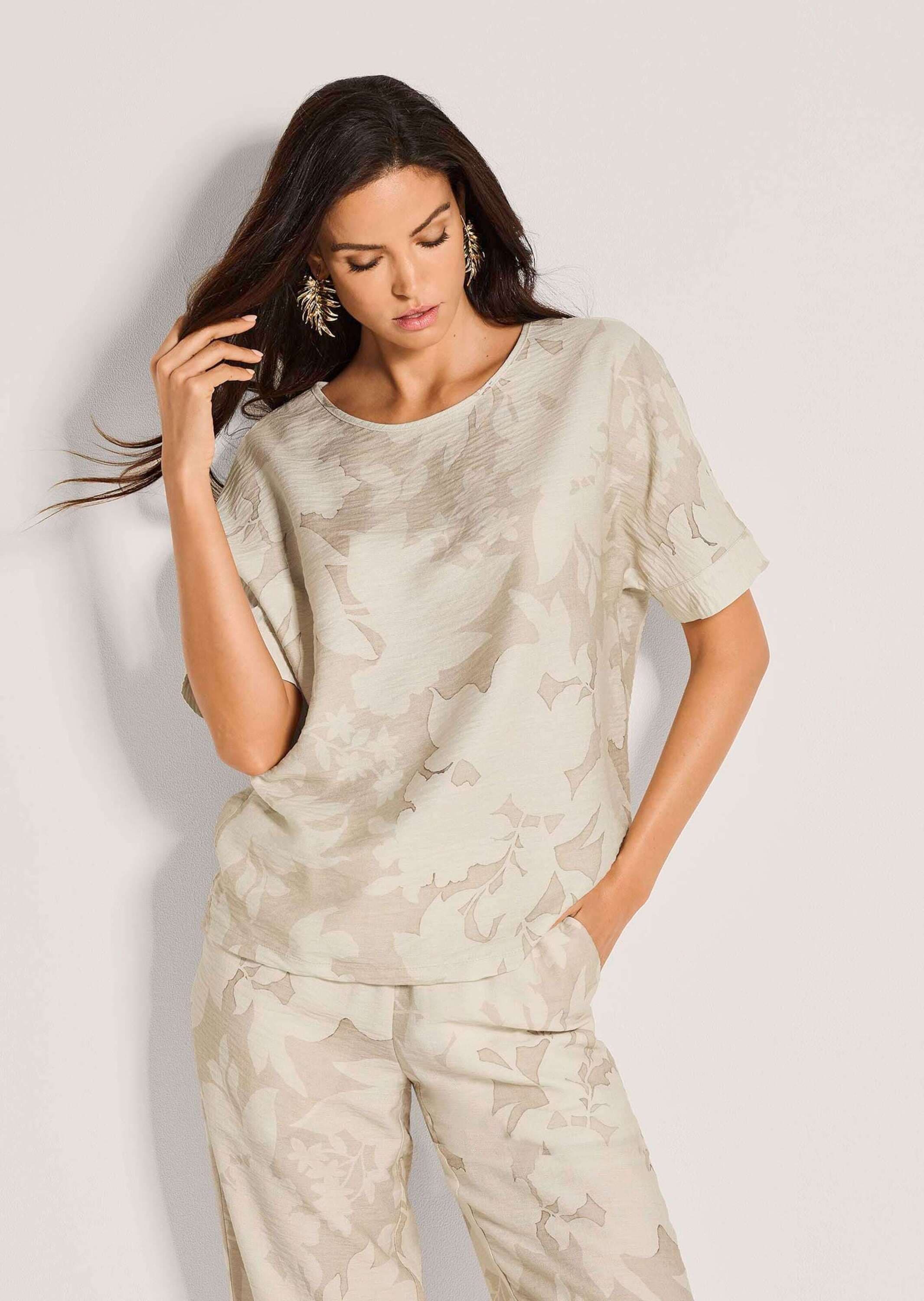 MADELEINE Kurzarmbluse »Blusenshirt Viskosebluse mit floralem Muster« gecrashte Oberfläche