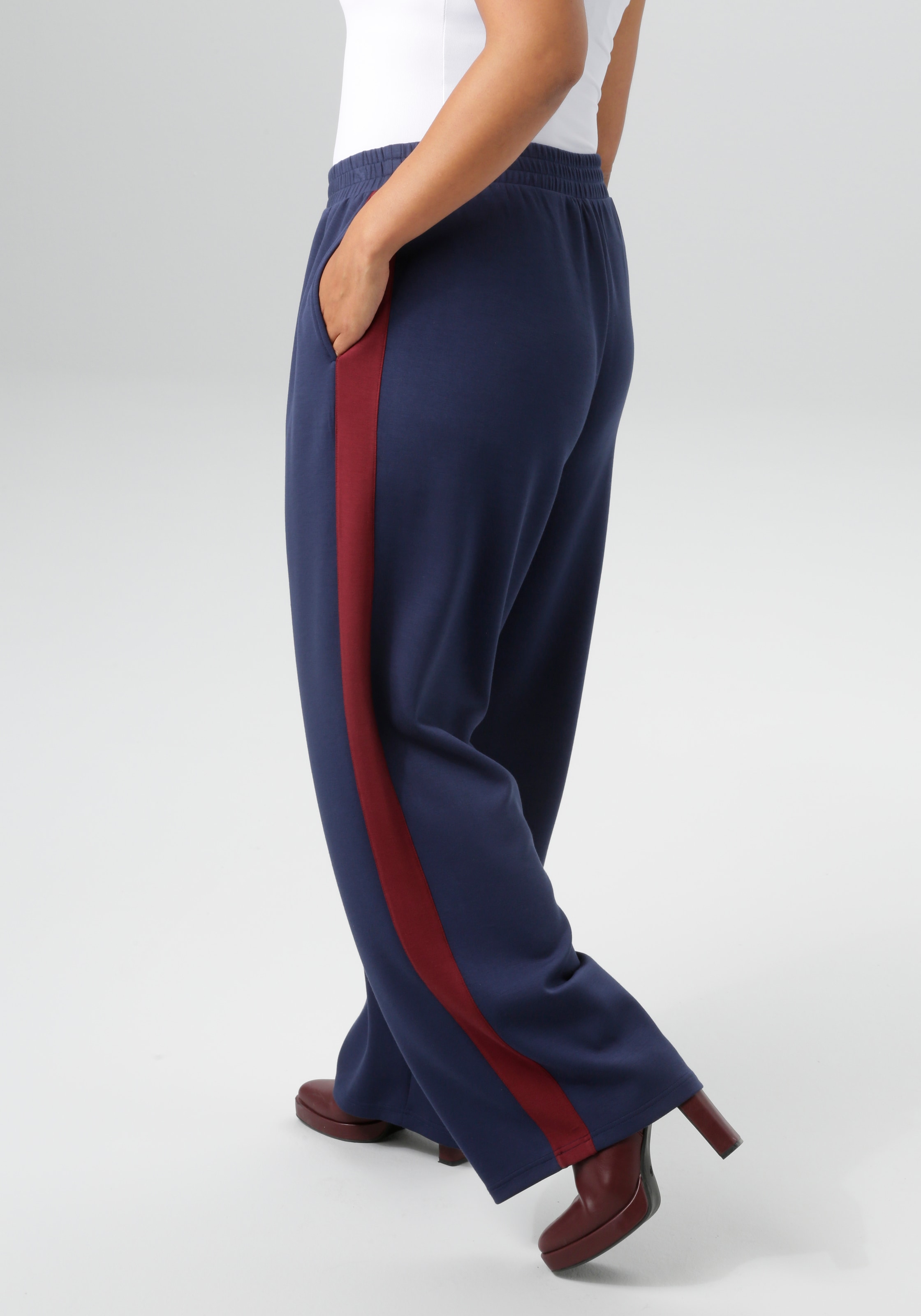 Aniston PLUS Sweathose, aus super weichen, elastischen Jersey-Qualität - NEUE KOLLEKTION