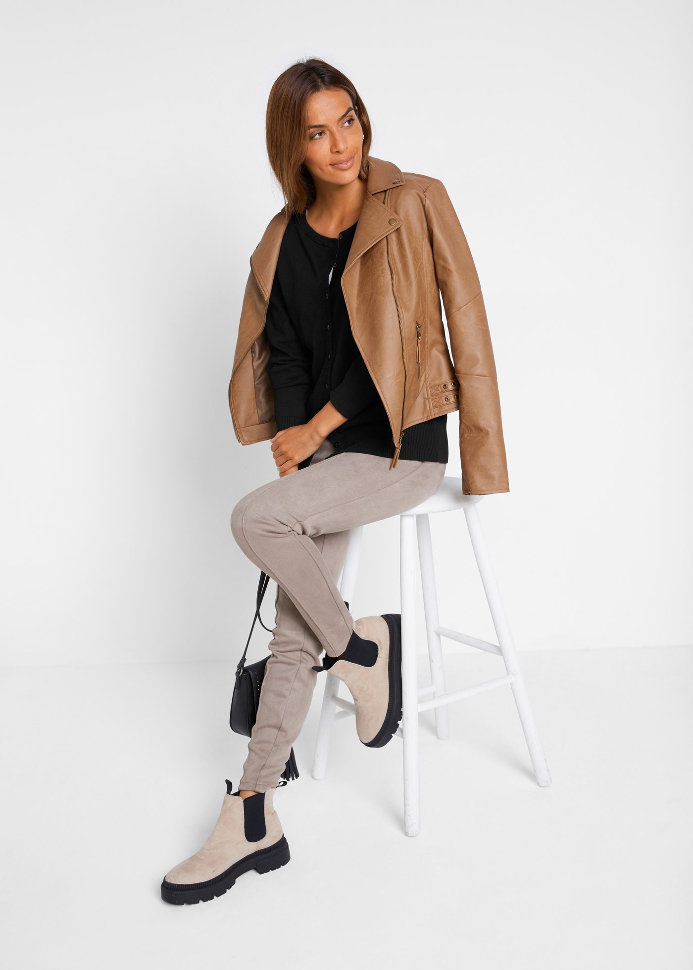 bonprix Strickjacke gerade Passform, unifarben, aus Baumwollmischung, mit Knopfleiste