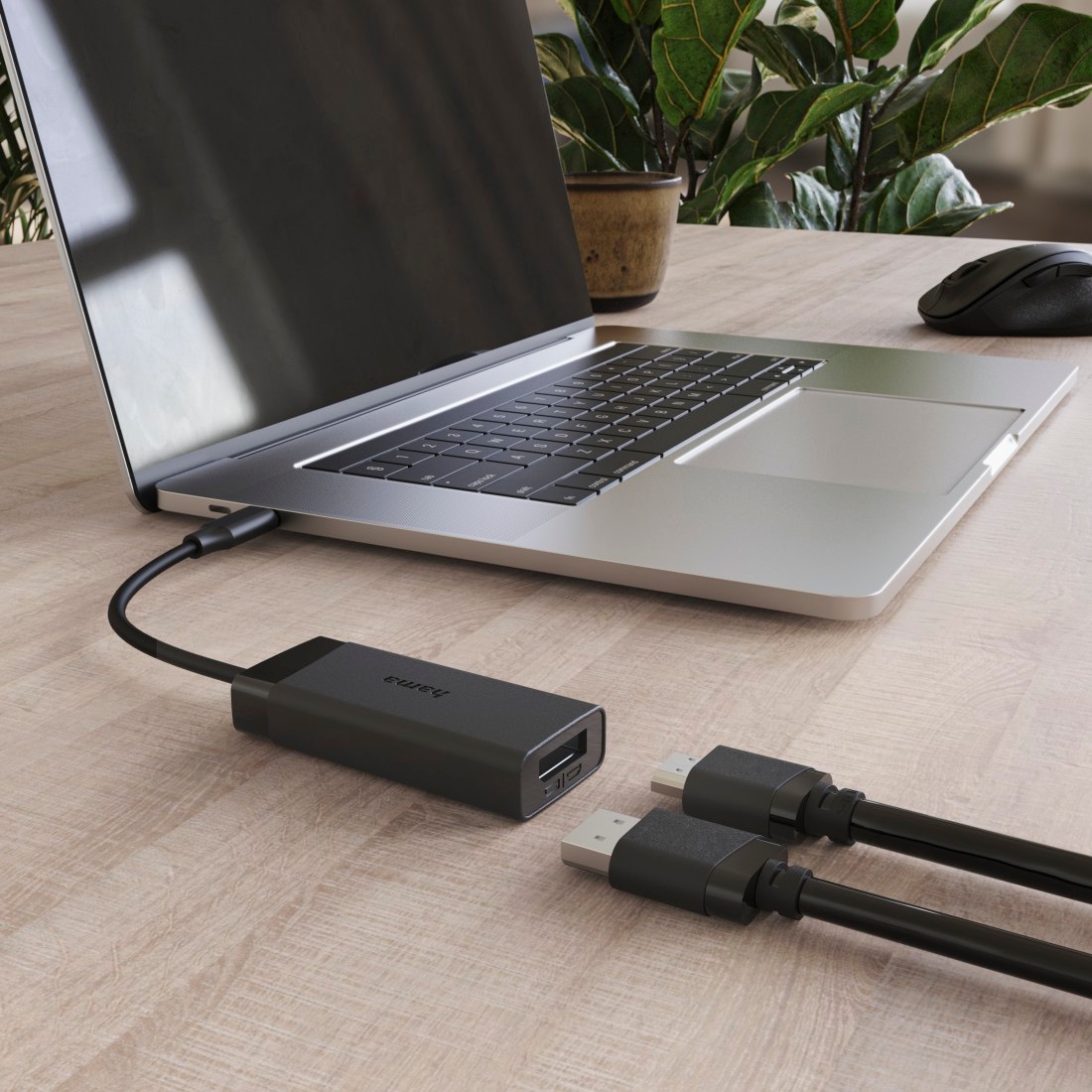 Hama Video-Adapter »USB C auf DisplayPort HDMI Adapter 4K 60Hz« USB Typ C zu DisplayPort Ultra HD 4K 60 Hz, schlanker Stecker, kompatibel mit Thunderbolt 3 4 5