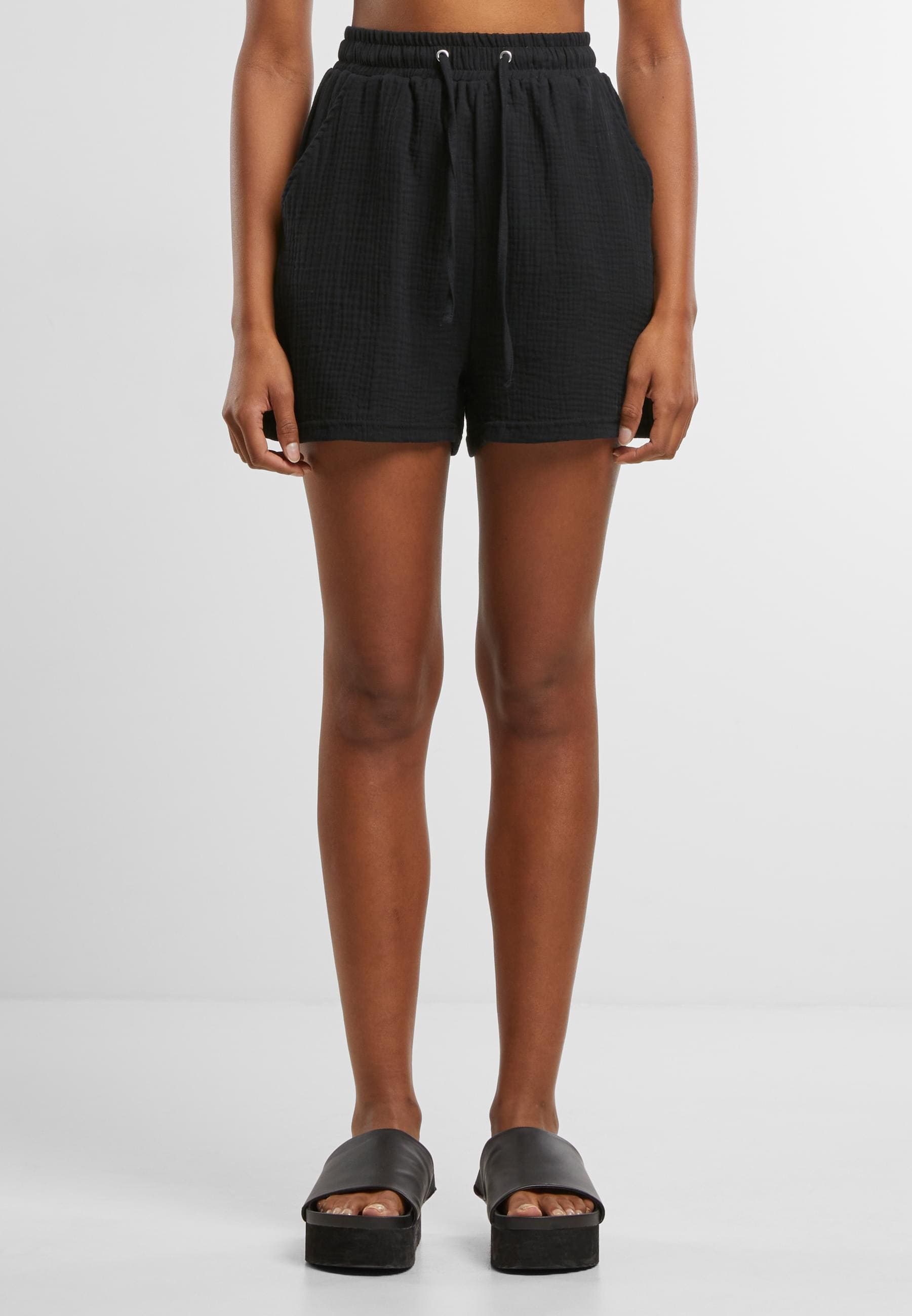 URBAN CLASSICS Sweatshorts »Urban Classics Ladies Musselin Shorts«, (1 tlg.)