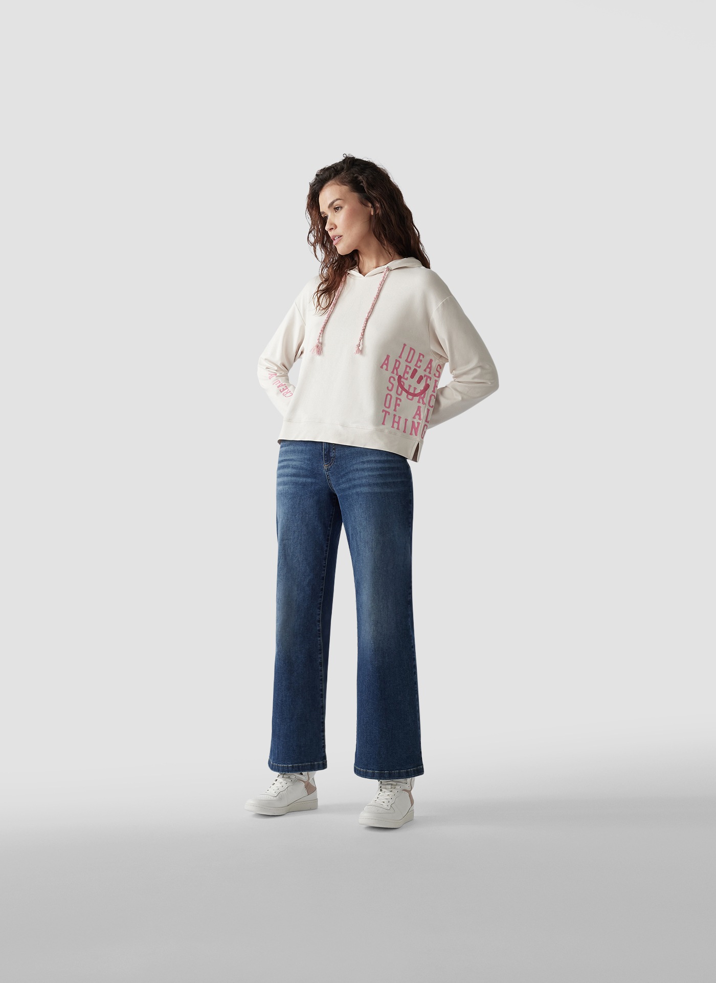 LeComte Sweatshirt »LeComte Hoodie mit stylischem Schriftzug und gemütlicher Kapuze«