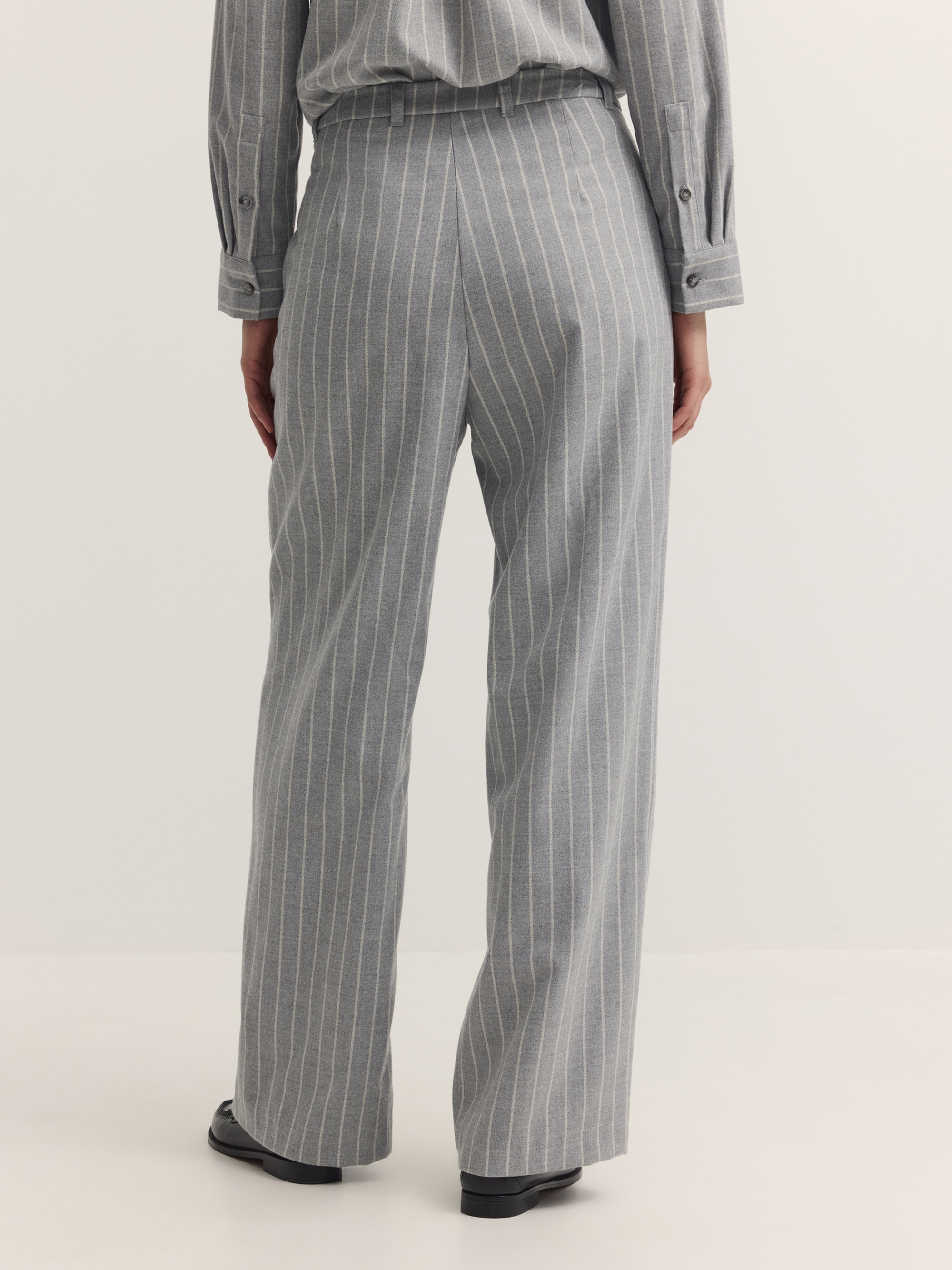 bugatti Stoffhose »Modern Fit«  Modern Fit Bundfaltenhose Gestreift