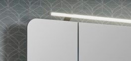 FACKELMANN Spiegelschrank »Milano«, Badmöbel Schalter, Steckdose, Ambientebeleuchtung