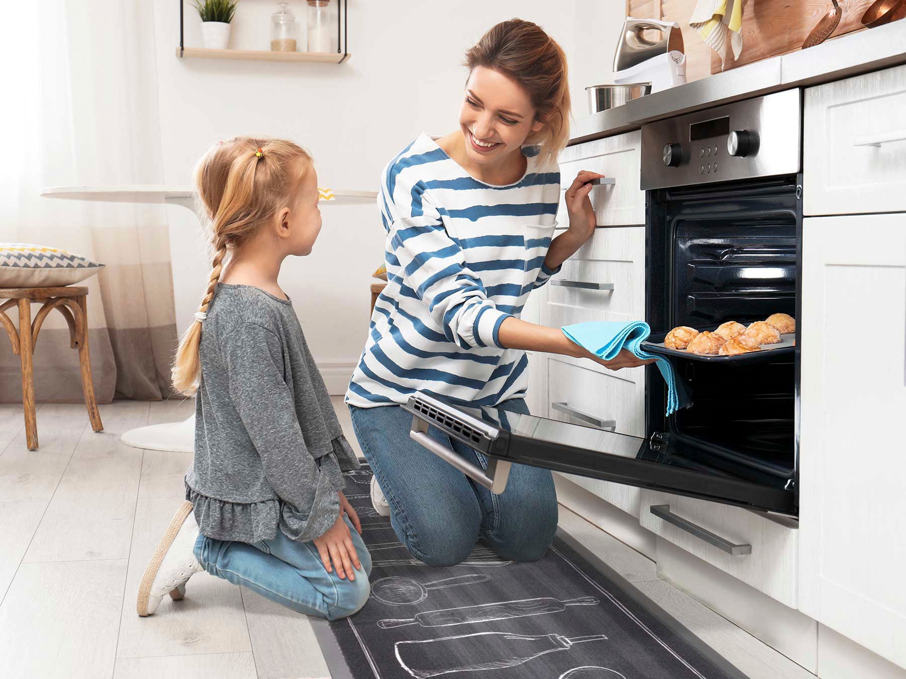 Primaflor-Ideen in Textil Küchenläufer »KITCHEN TOOLS«, rechteckig, 6,5 mm Höhe, Motiv Küchenutensilien, rutschhemmend, waschbar, Küche