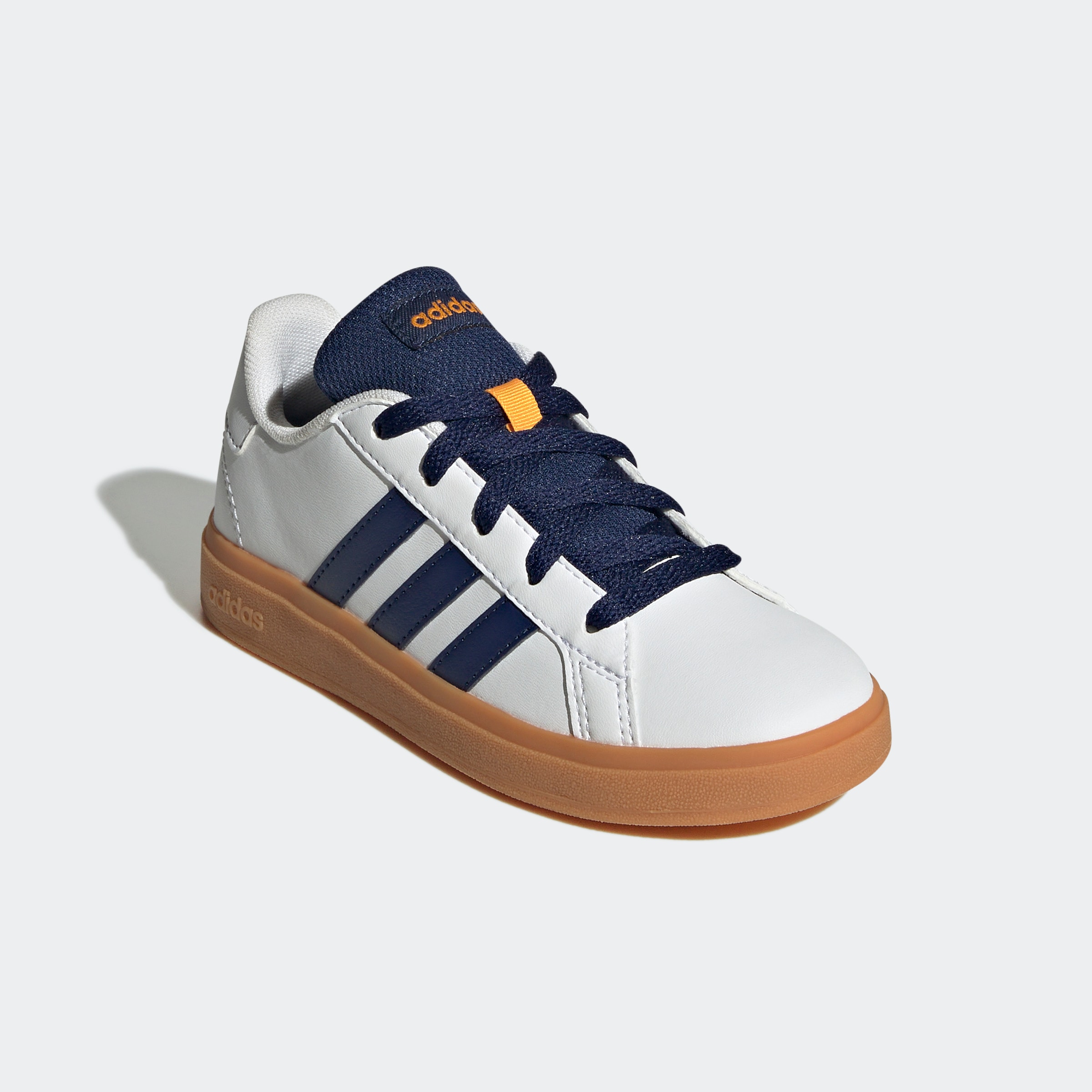 adidas Sportswear Sneaker »GRAND COURT LIFESTYLE TENNIS LACE-UP«, Design auf den Spuren des adidas Superstar
