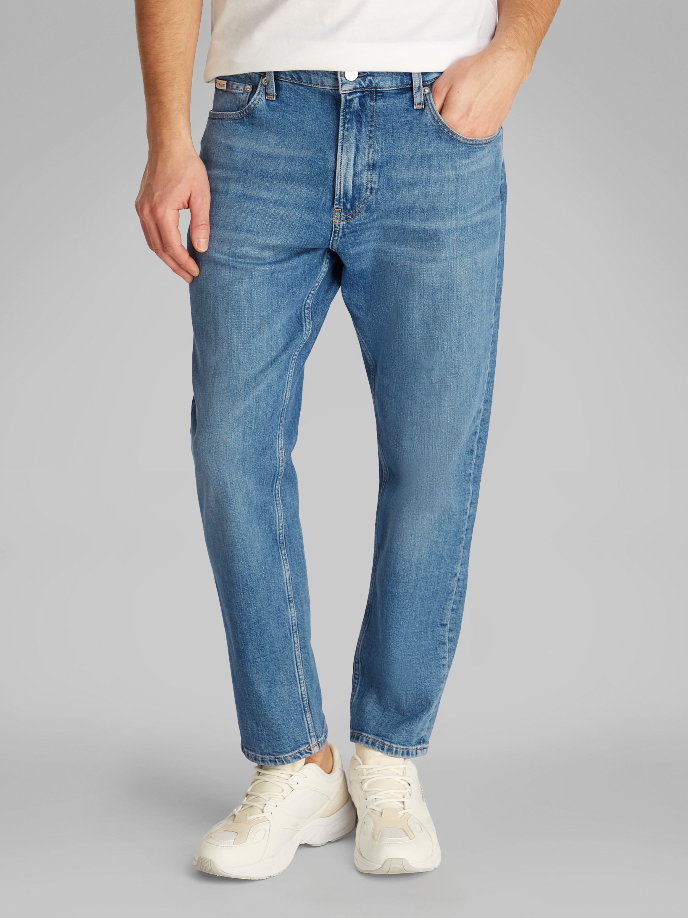 Tapered-fit-Jeans »Dad Jeans«, im Retro-Look