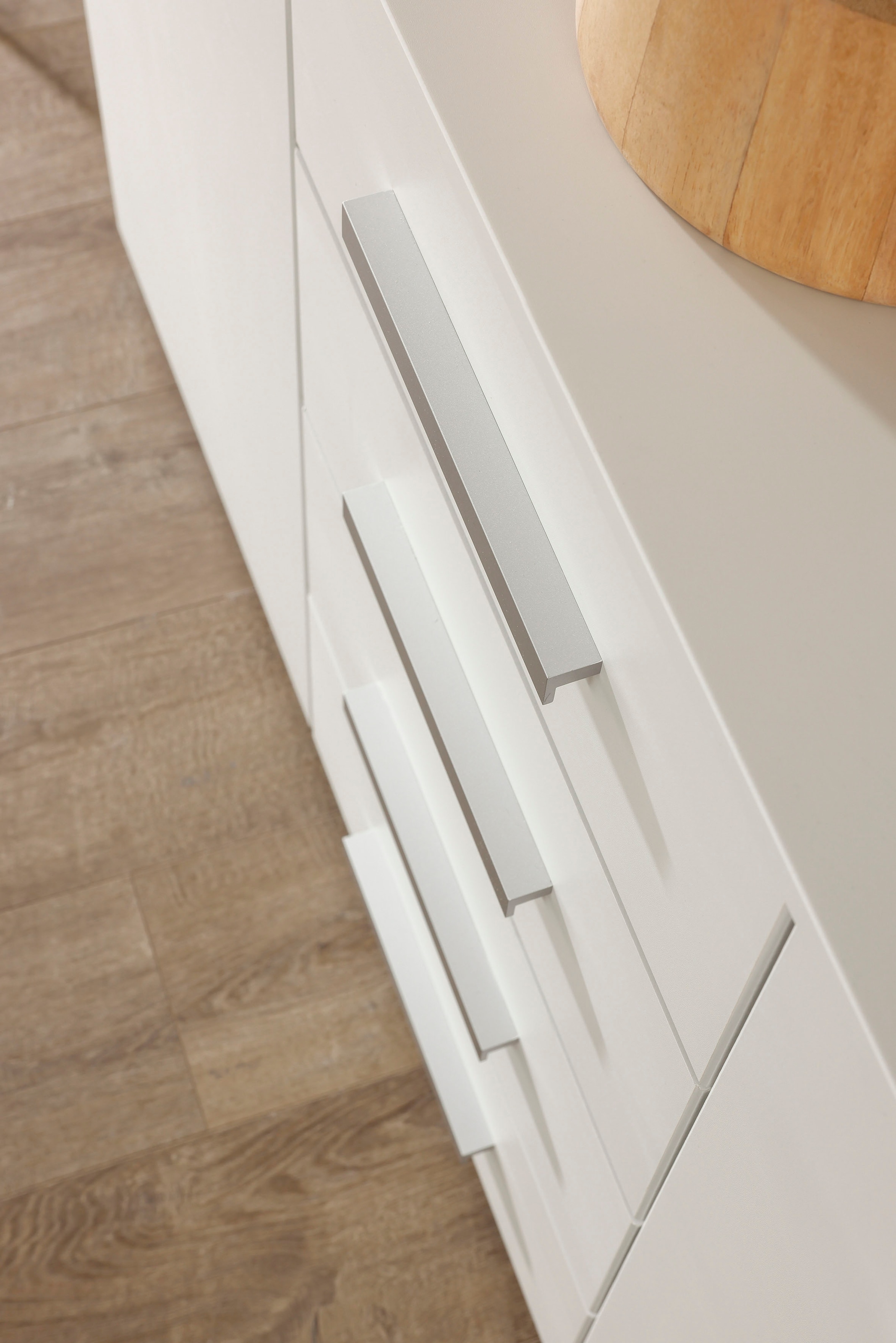 rauch Schubkastenkommode »Sideboard Kommode Kombikommode KOLUNA mit Dekorfront«, (Breite 120 cm inkl. Soft-Close-Funktion), vier große Schubladen, mit insgesamt 4 Einlegeböden MADE IN GERMANY