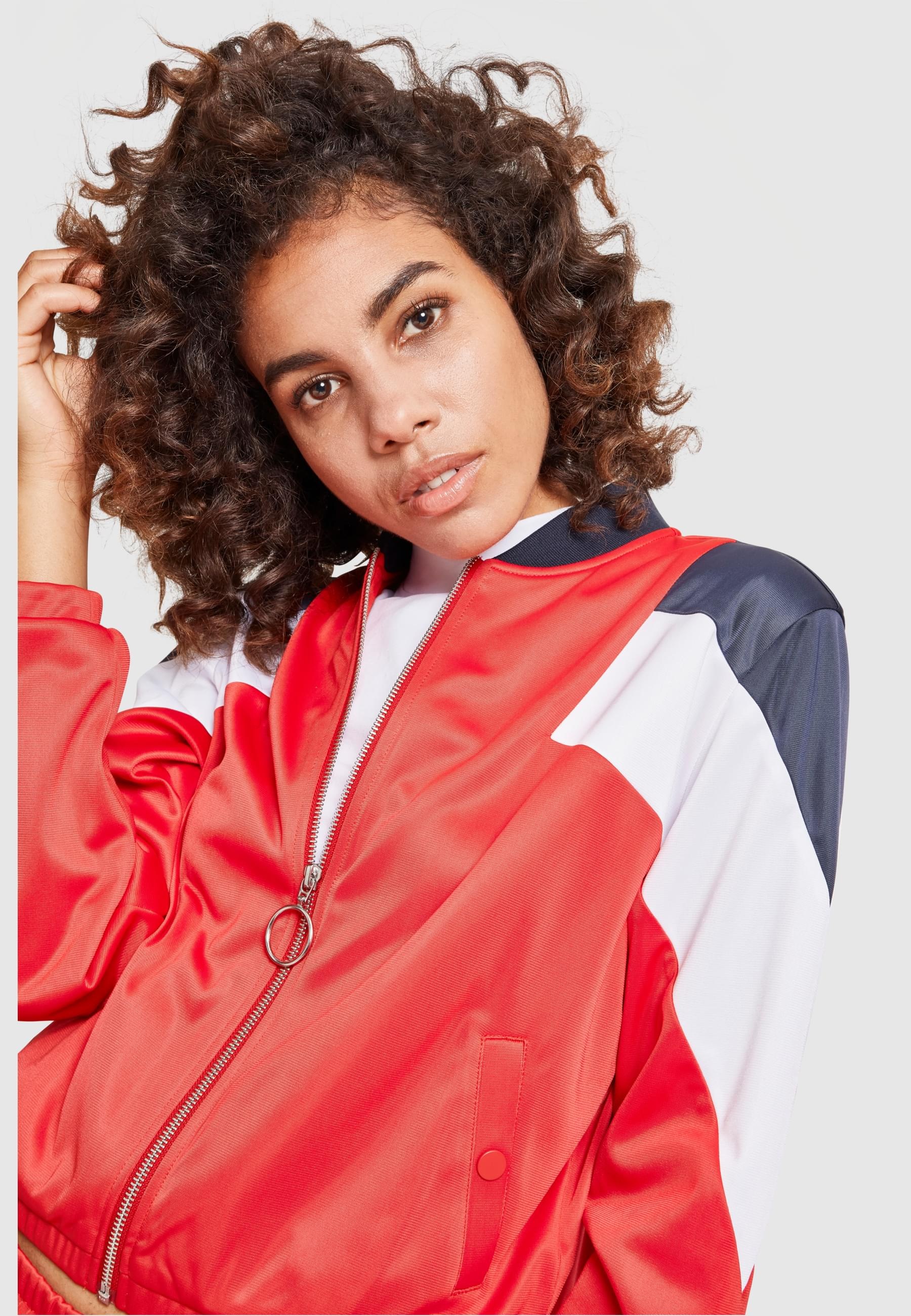 URBAN CLASSICS Allwetterjacke »Urban Classics Damen Ladies 3-Tone Track Jacket«, (1 St.), ohne Kapuze