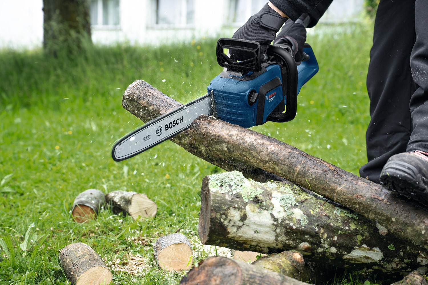 Bosch Professional Akku-Kettensäge »»GKE 18V-40««, ohne Akku, ohne Ladegerät