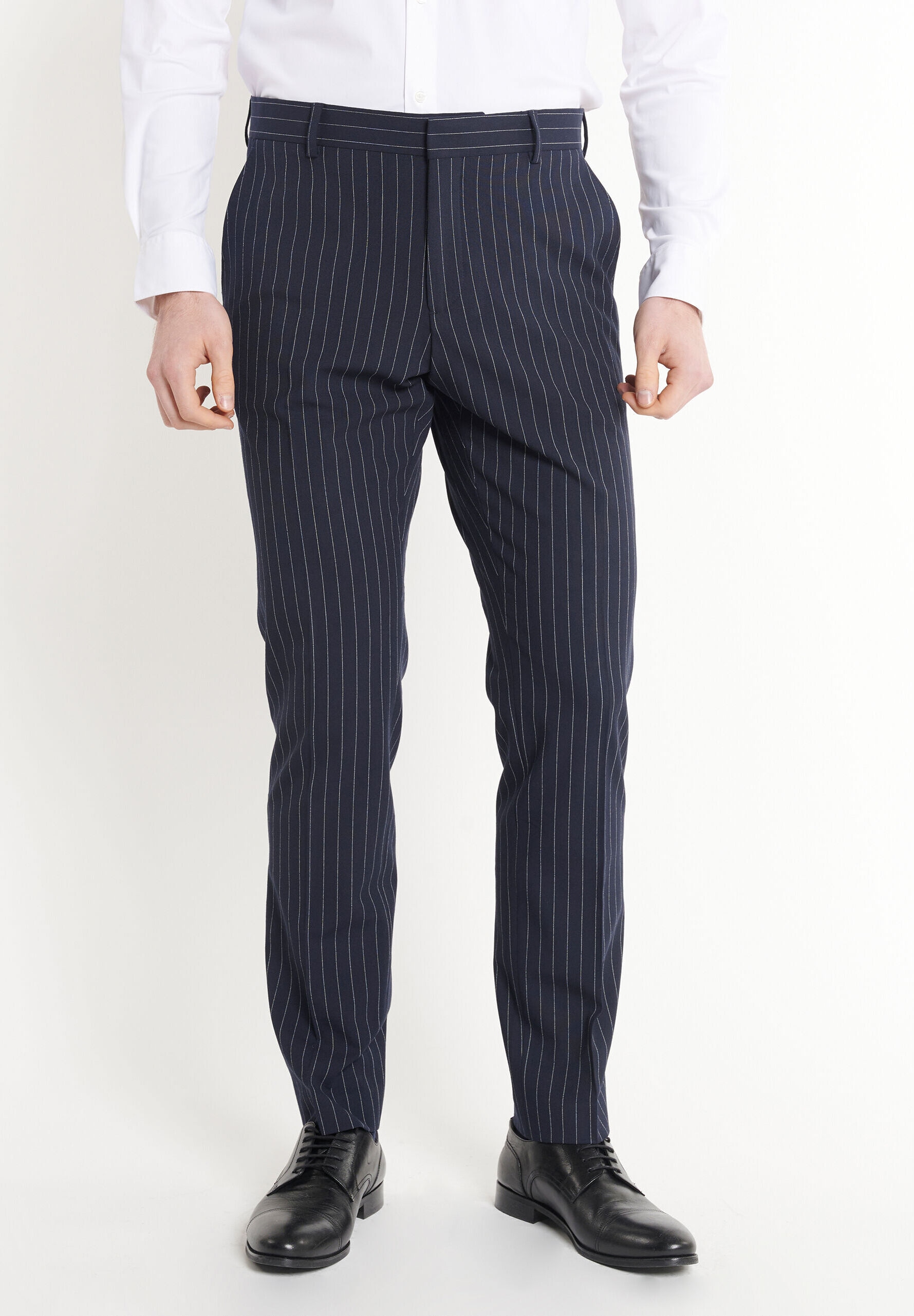 SteffenKlein Anzug »SteffenKlein Anzug« regular fit mit Nadelstreifen

