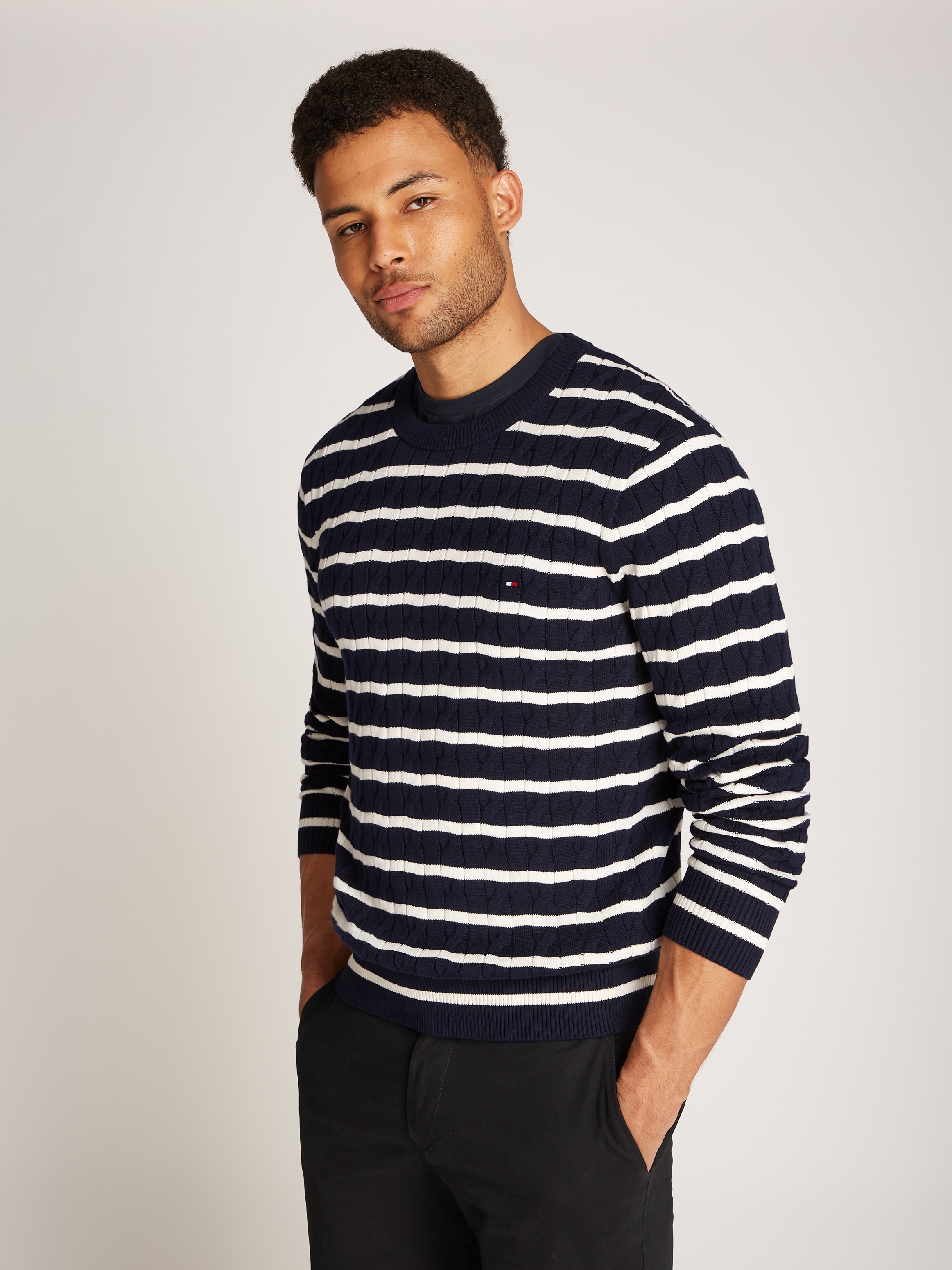 Tommy Hilfiger Strickpullover "CLASSIC CABLE CREW NECK mit Strukturstrick u günstig online kaufen