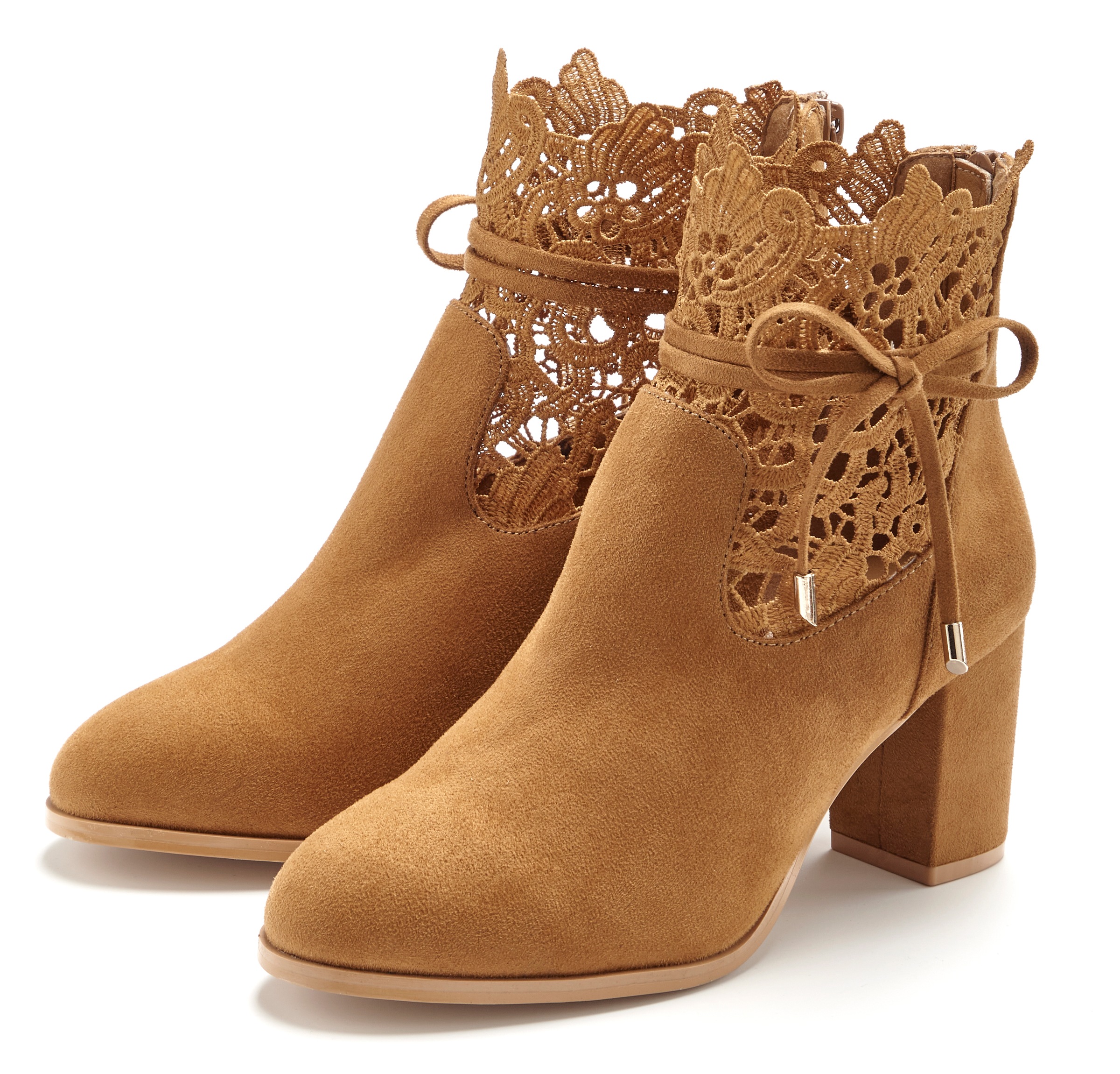 LASCANA High-Heel-Stiefelette "Herbststiefelette, Ankle Boot, Stiefel," mit modischer Spitze und bequemen Blockabsatz