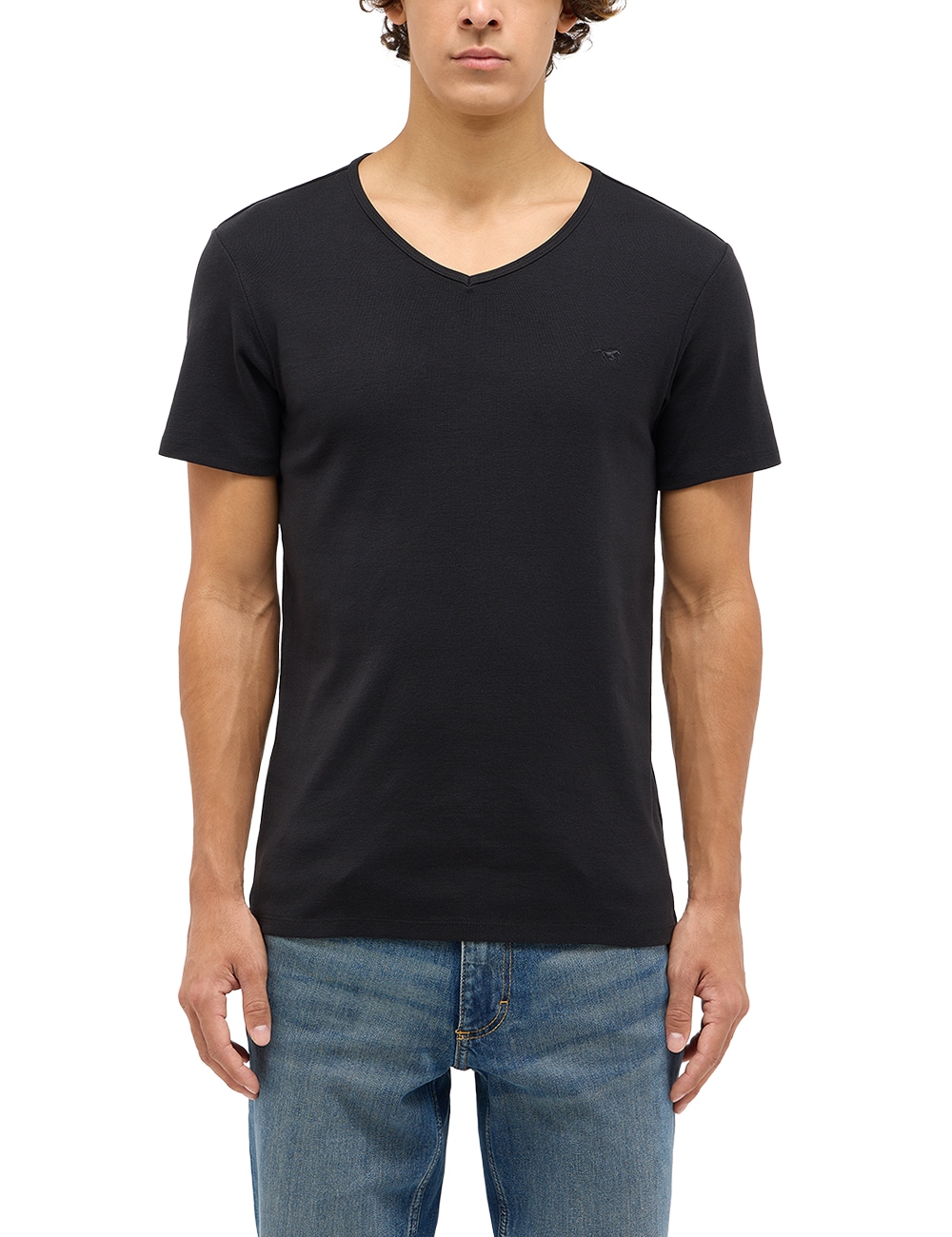 MUSTANG V-Shirt "Amado-V-neck" Slim fit günstig online kaufen