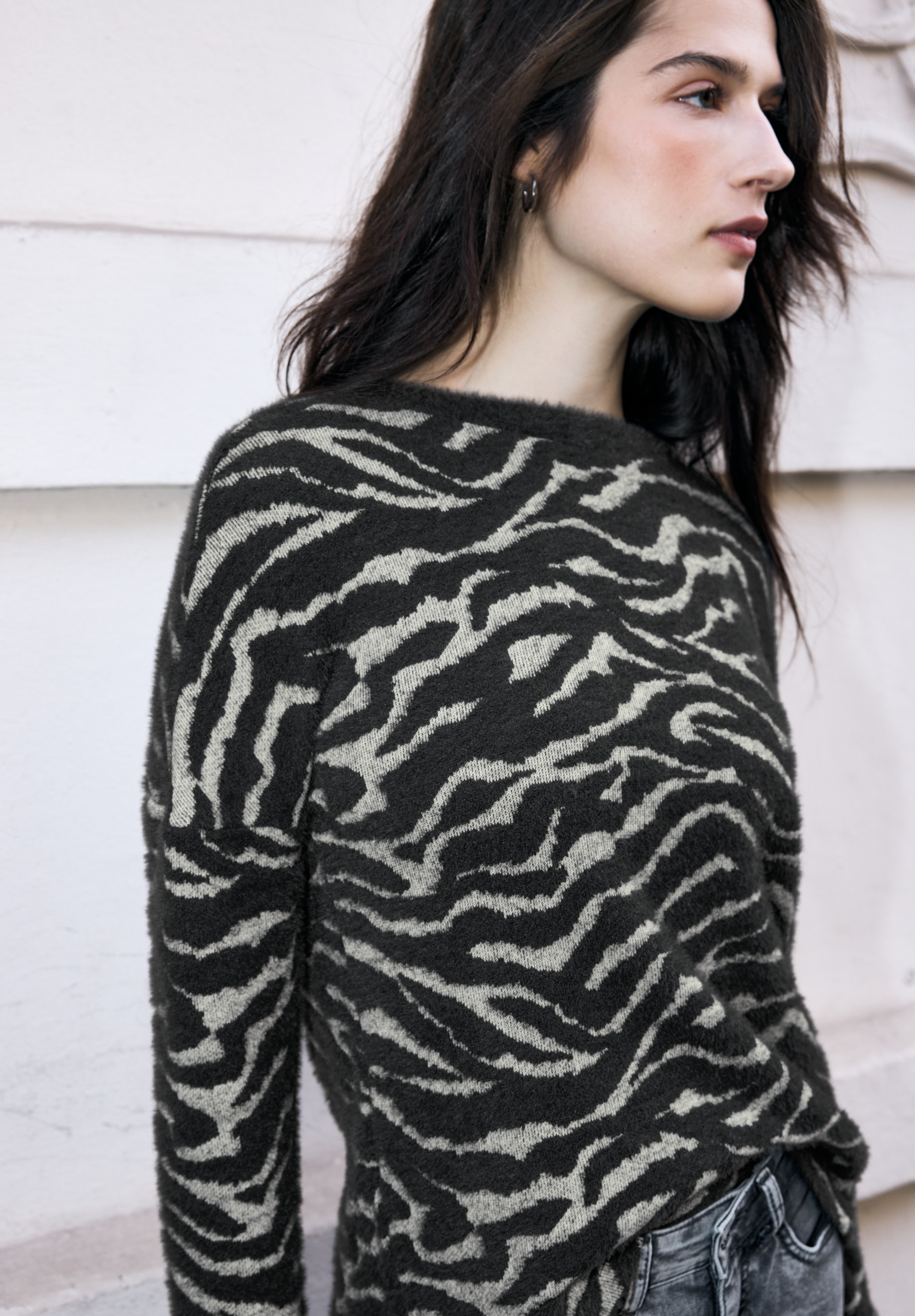 STREET ONE STUDIO Langarmshirt mit grafischem Muster günstig online kaufen