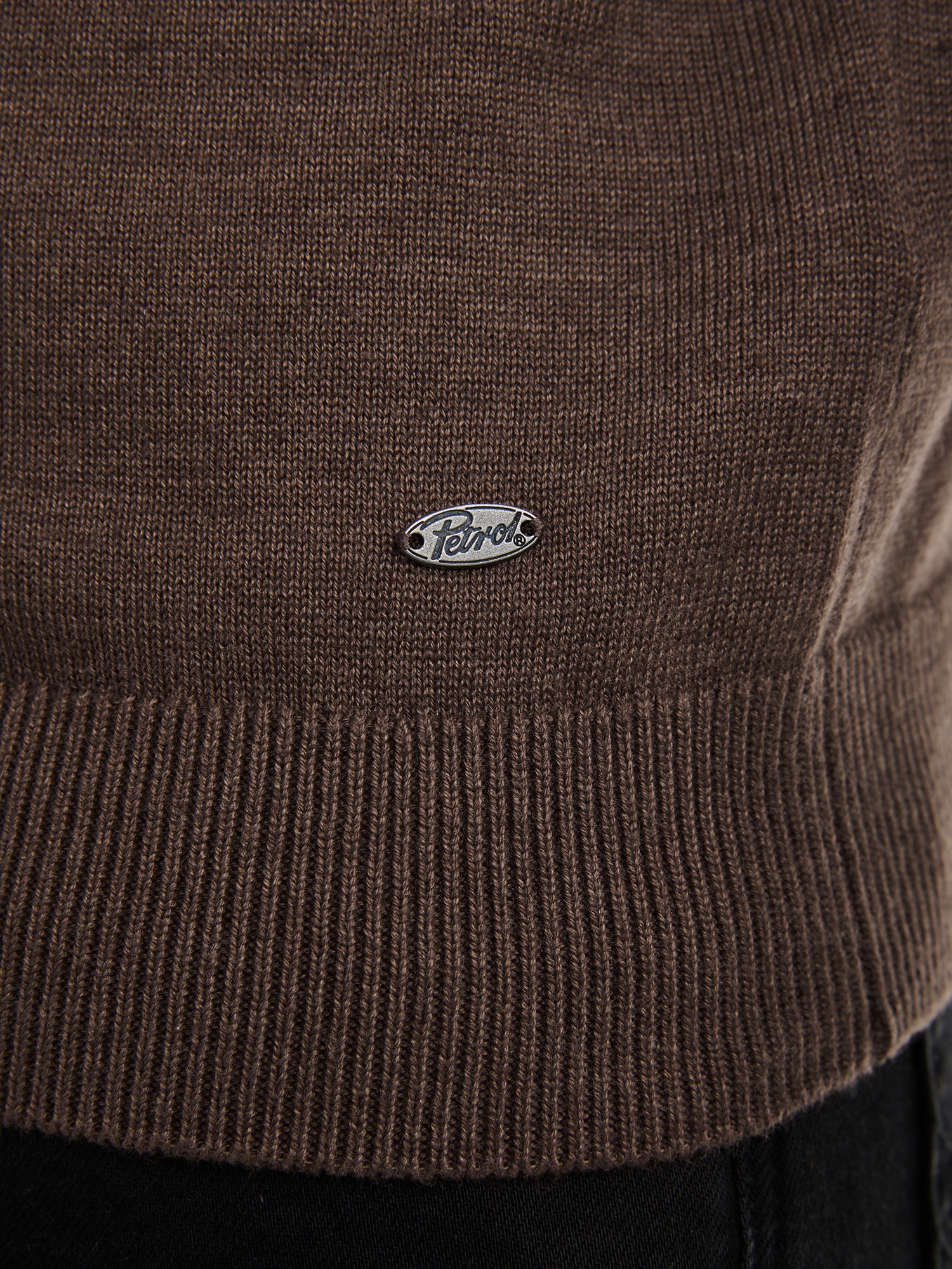 Petrol Industries V-Ausschnitt-Pullover »V-Neck Basi«, Materialmix mit Baumwollanteil