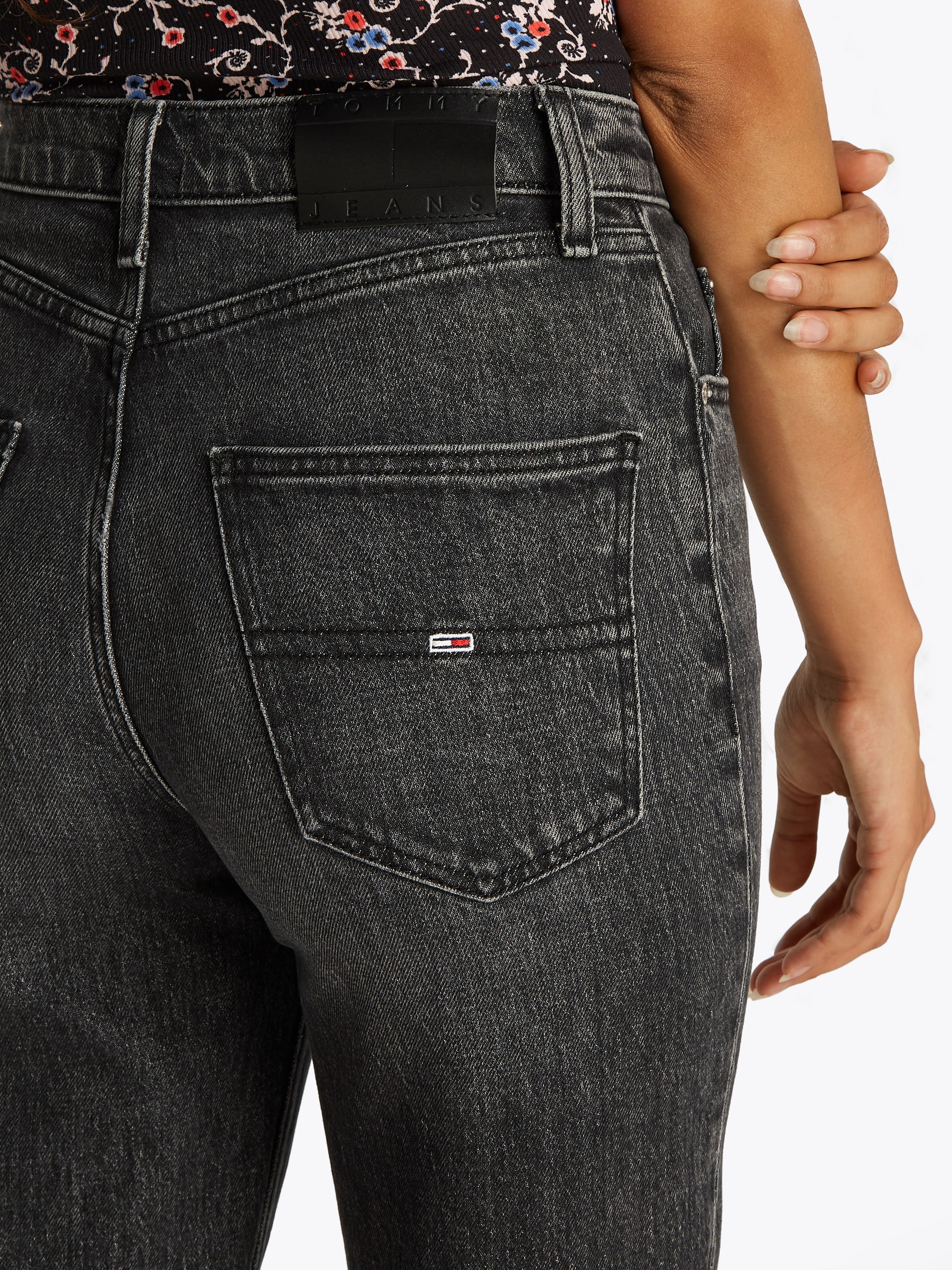 Tommy Jeans Straight-Jeans »LAYLA HR SLIM STR«, in Knöchellänge