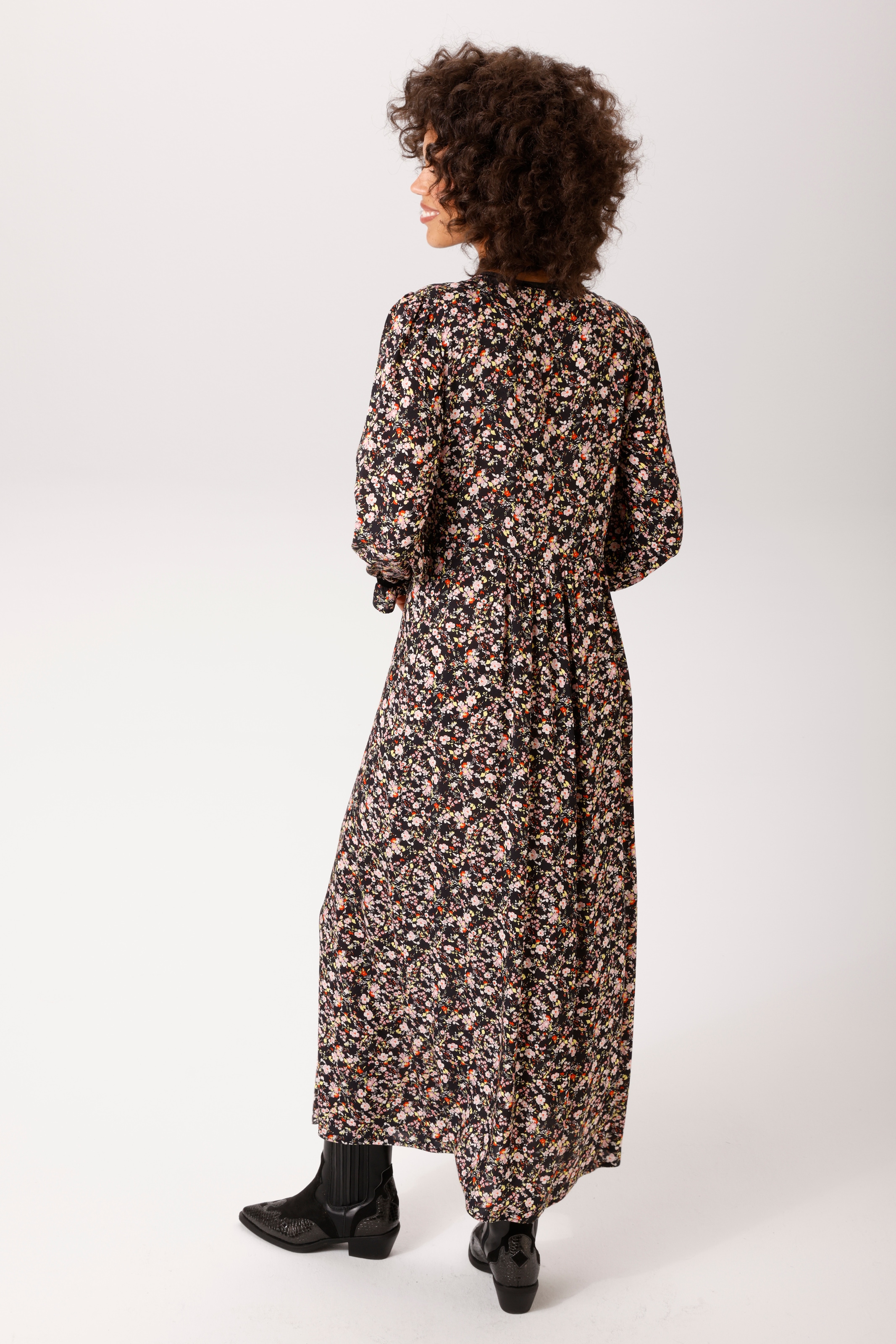 Aniston CASUAL Maxikleid mit bunten Blümchen bedruckt - NEUE KOLLEKTION