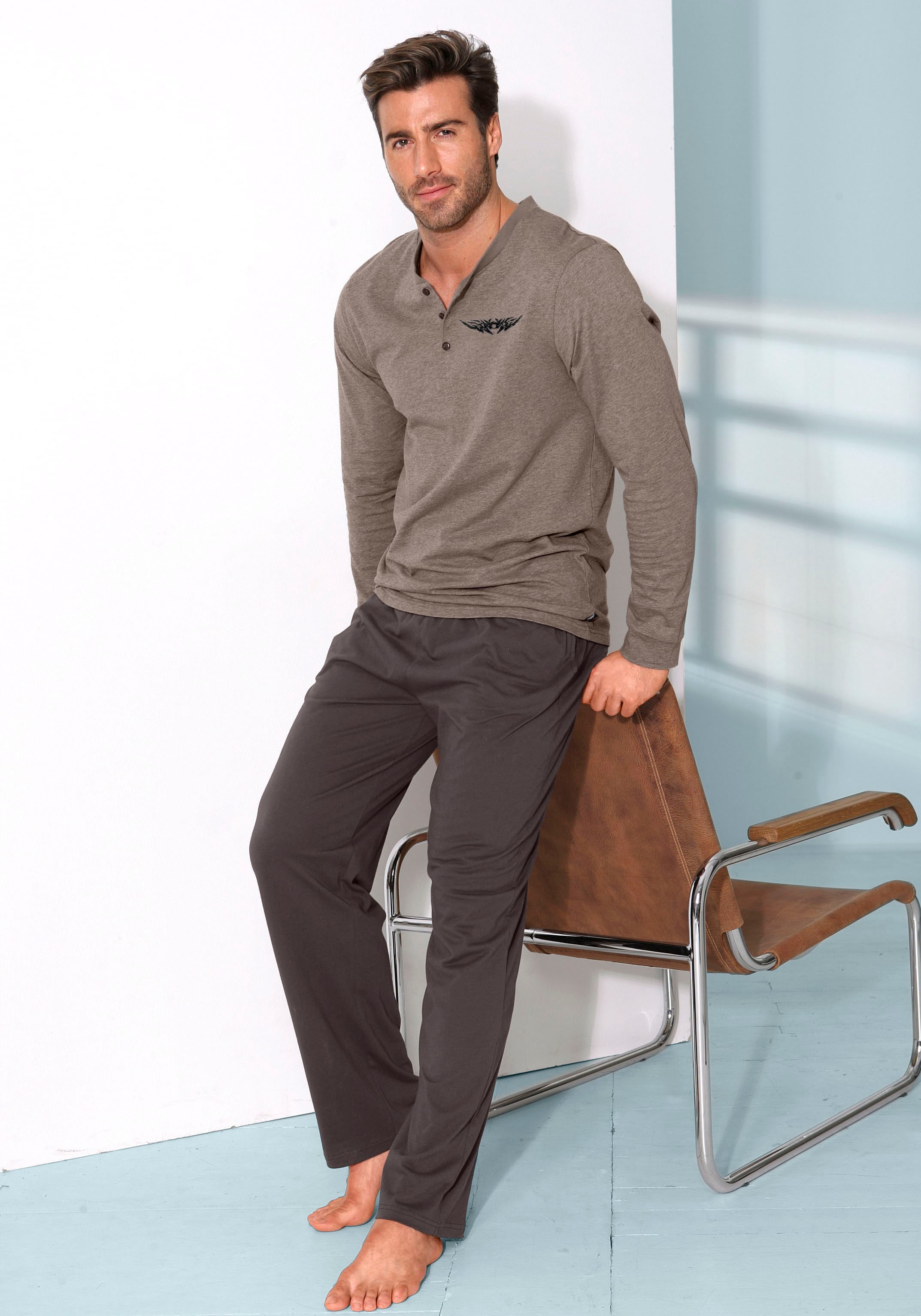 AUTHENTIC LE JOGGER Pyjama "Schlafanzug für Herren" 1 Stück, 2 tlg. mit Knopfleiste, meliertes Oberteil