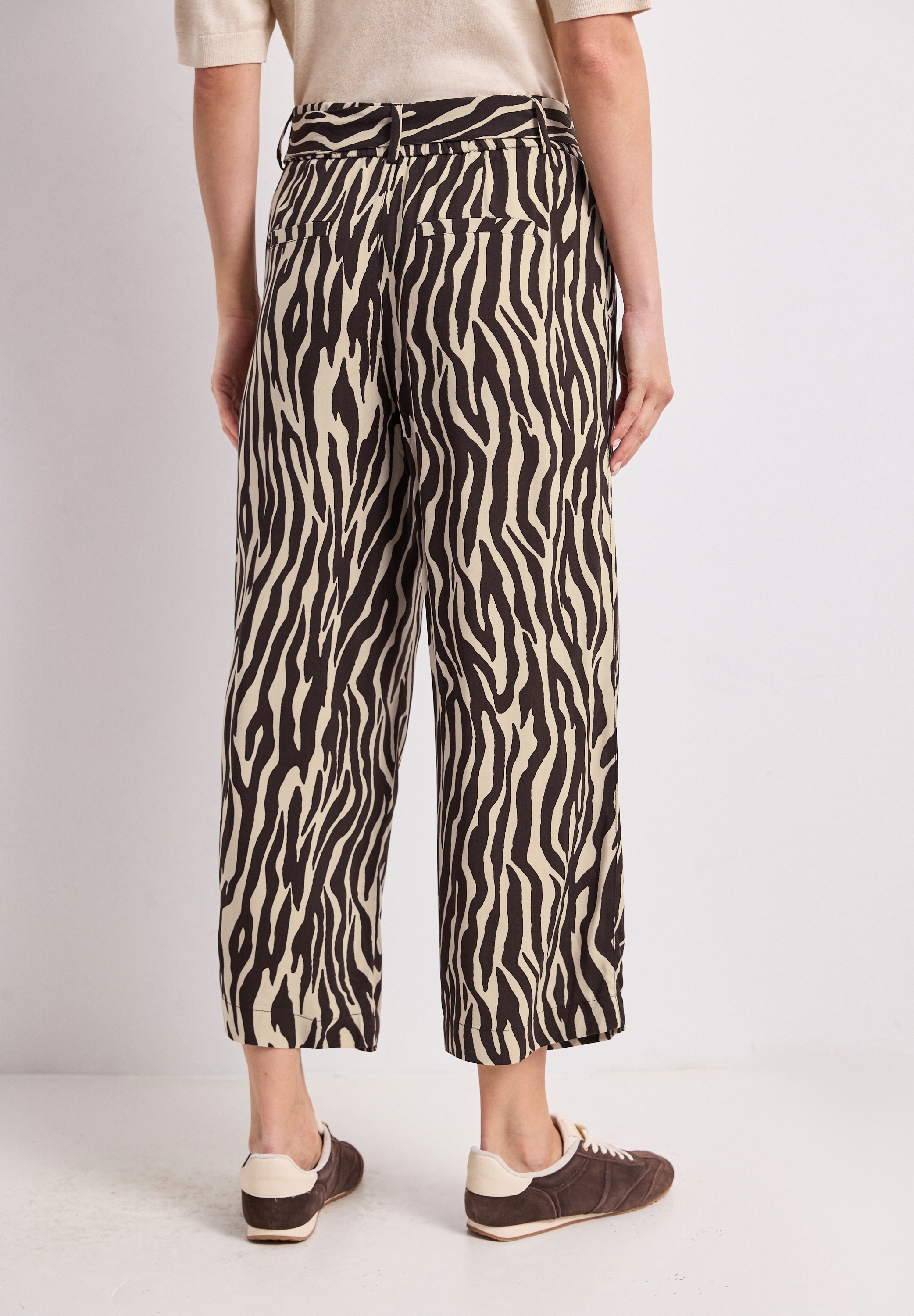STREET ONE Stoffhose  mit Wide Legs