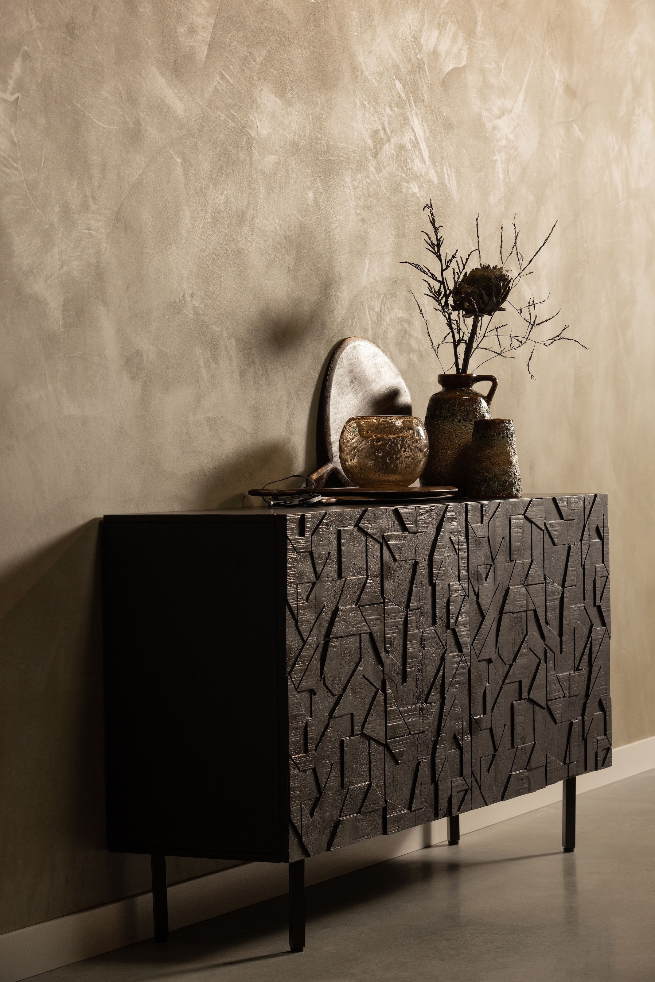 WOOOD Sideboard »Counter mit Massivmangoholz und gefrästen Türen B 160 x T 40 x H 83 cm« Tragkraft 10 kg pro Einlegeboden, Dämpfung Funktion