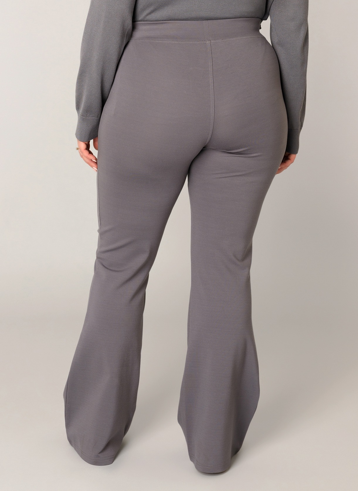 Base Level Curvy Treggings "Allie", Aktuelle Boocut-Form günstig online kaufen