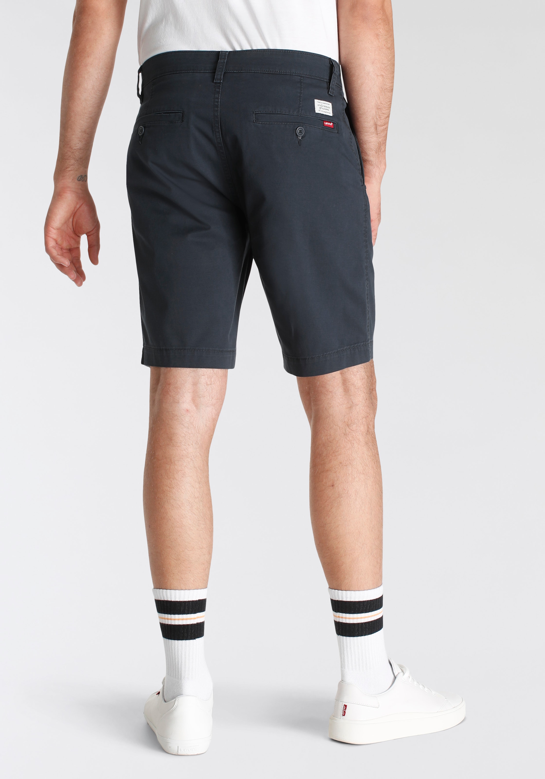 Levi's® Chinoshorts »XX CHINO SHORT II«, mit Logobadge
