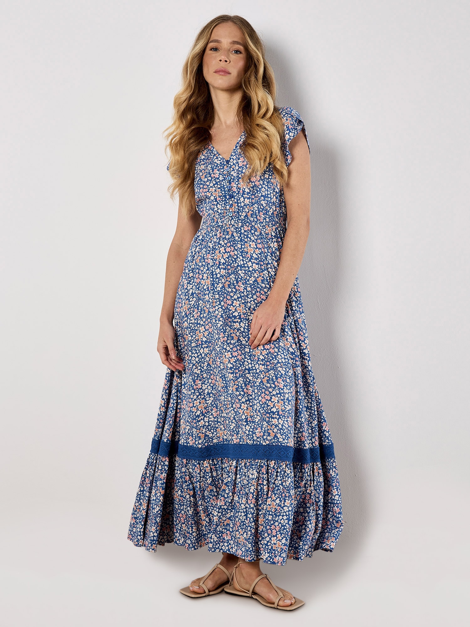 Apricot Maxikleid "Florales Maxikleid mit Spitzeneinsatz" mit bestickter Bordüre