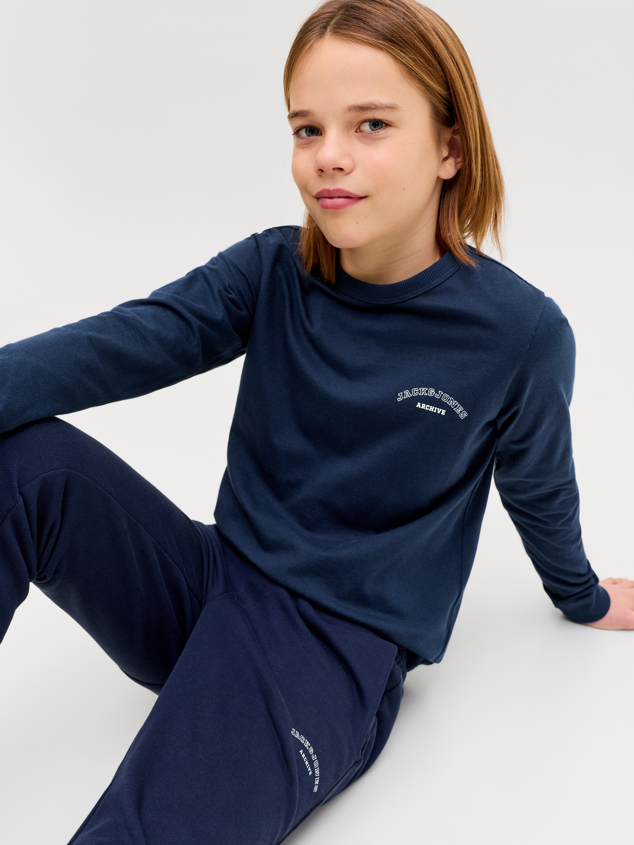 Thumbnail - Jack & Jones Junior Langarmshirt "JJCOLLEGE LOGO TEE LS CREW NECK JNR" mit Logoprint