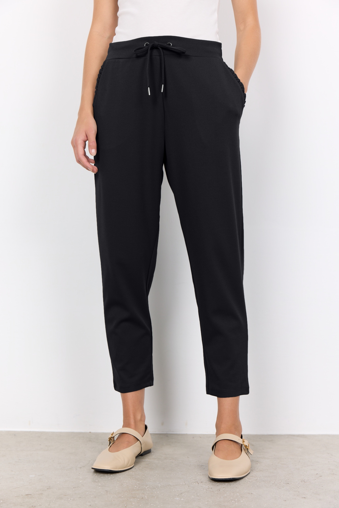 soyaconcept Jogger Pants "SC-SIHAM 2" aus Polyester und Elasthan, elastischer Bund mit Kordelzug