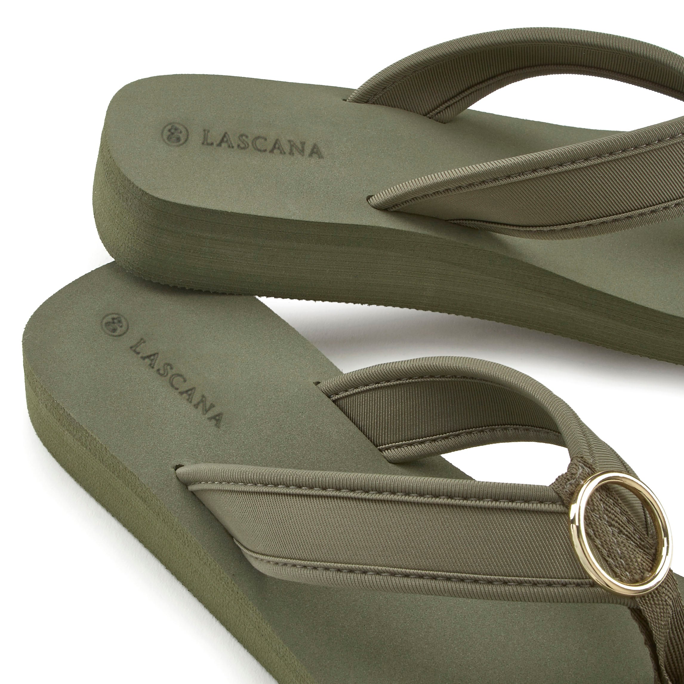 LASCANA Badezehentrenner, Sandale, Pantolette, Badeschuh mit Ringapplikation "Italy" VEGAN