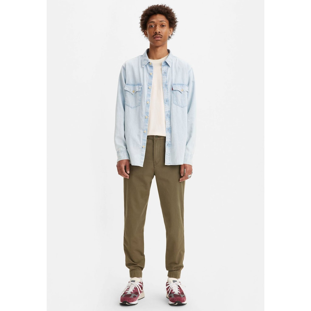 Levi's® Chinohose »LE XX CHINO JOGGER III«, in Unifarbe für leichtes Styling