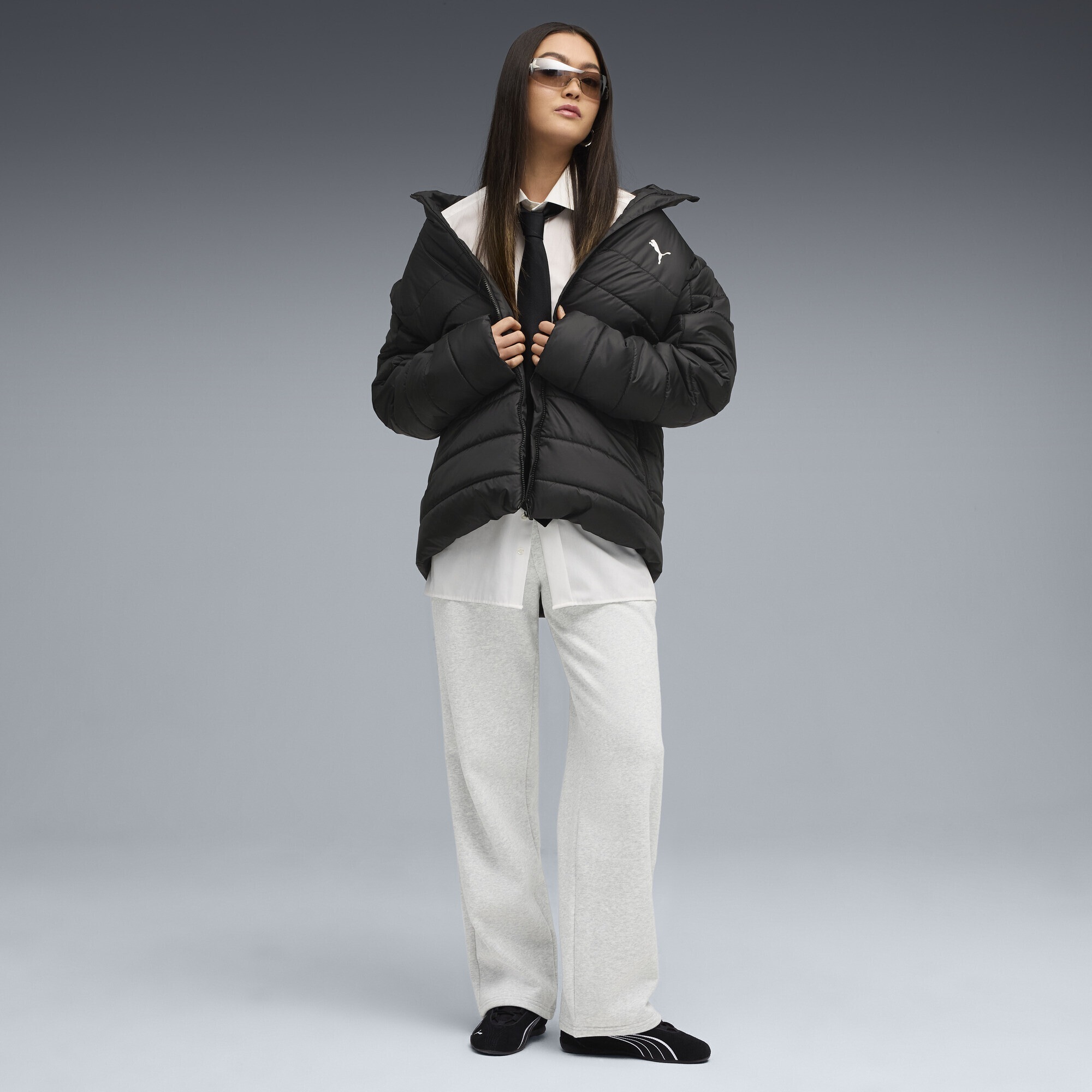 PUMA Sporthose »Essentials Small No. 1 Logo Comfort Straight Hose Damen«