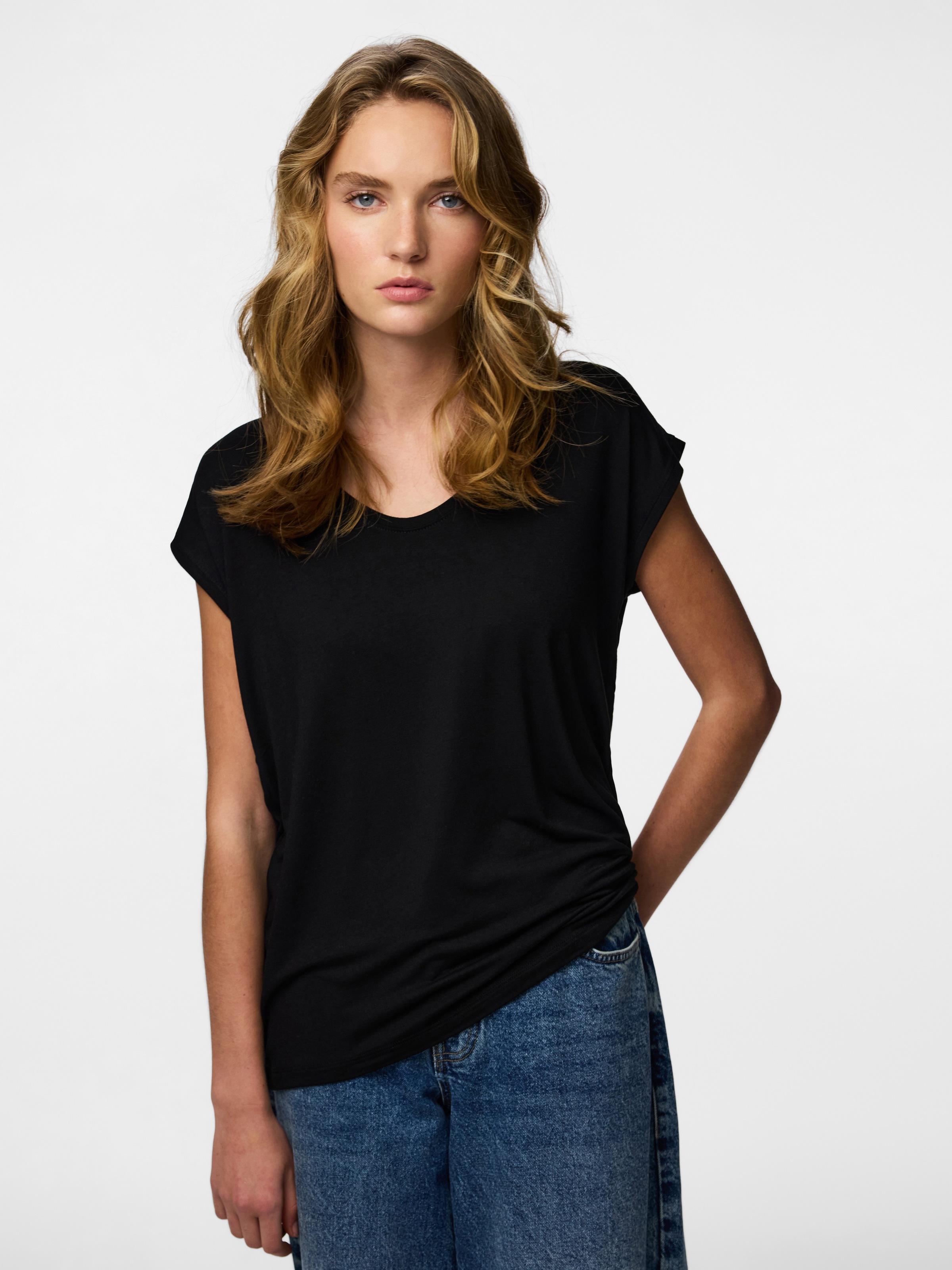 pieces Rundhalsshirt "PCBILLO TEE SOLID NOOS BC" günstig online kaufen