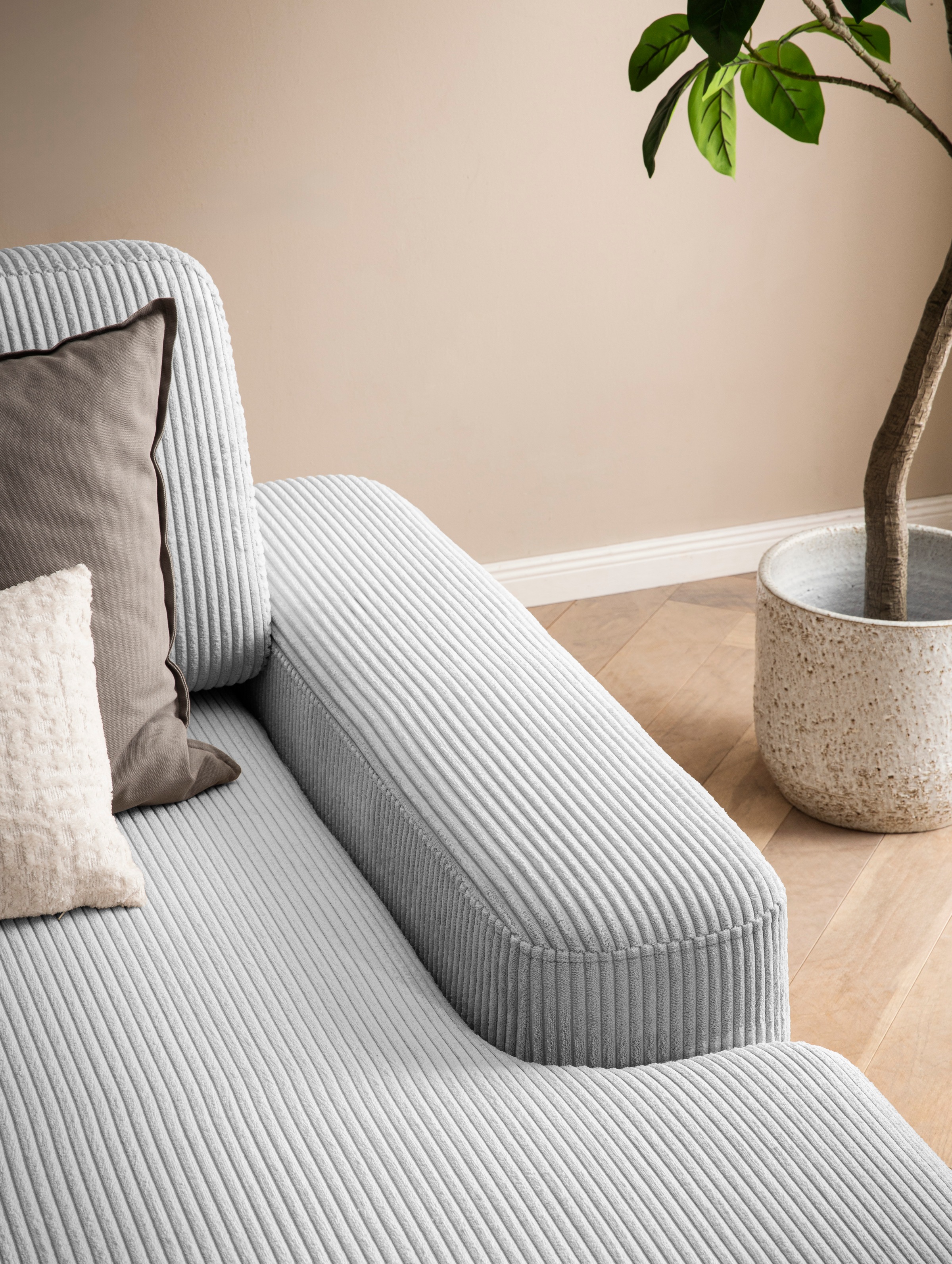 INOSIGN Ecksofa »TORGE (264cm), Schlafsofa in Cord, Samtvelours o Struktur fein, L-Form«, Schlaffunktion, Bettkasten, Liegefläche: 125/210 cm