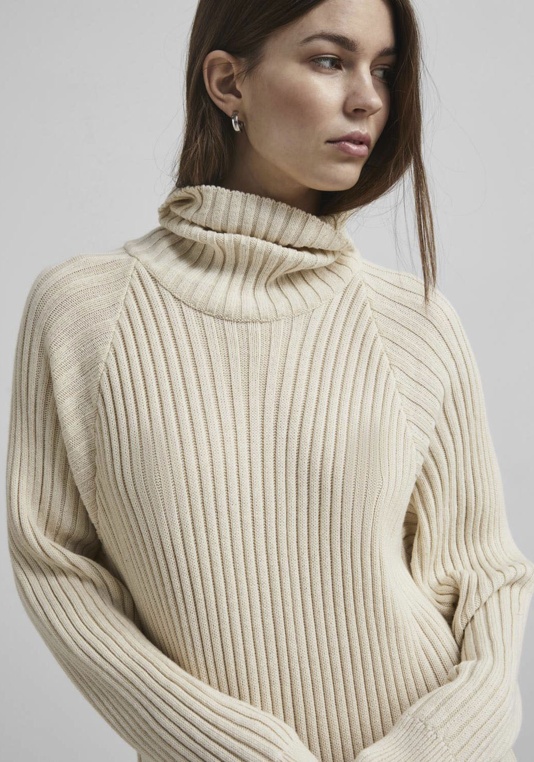 Thumbnail - Y.A.S Strickkleid "YASMAVI KNIT MIDI ROLLNECK DRESS"