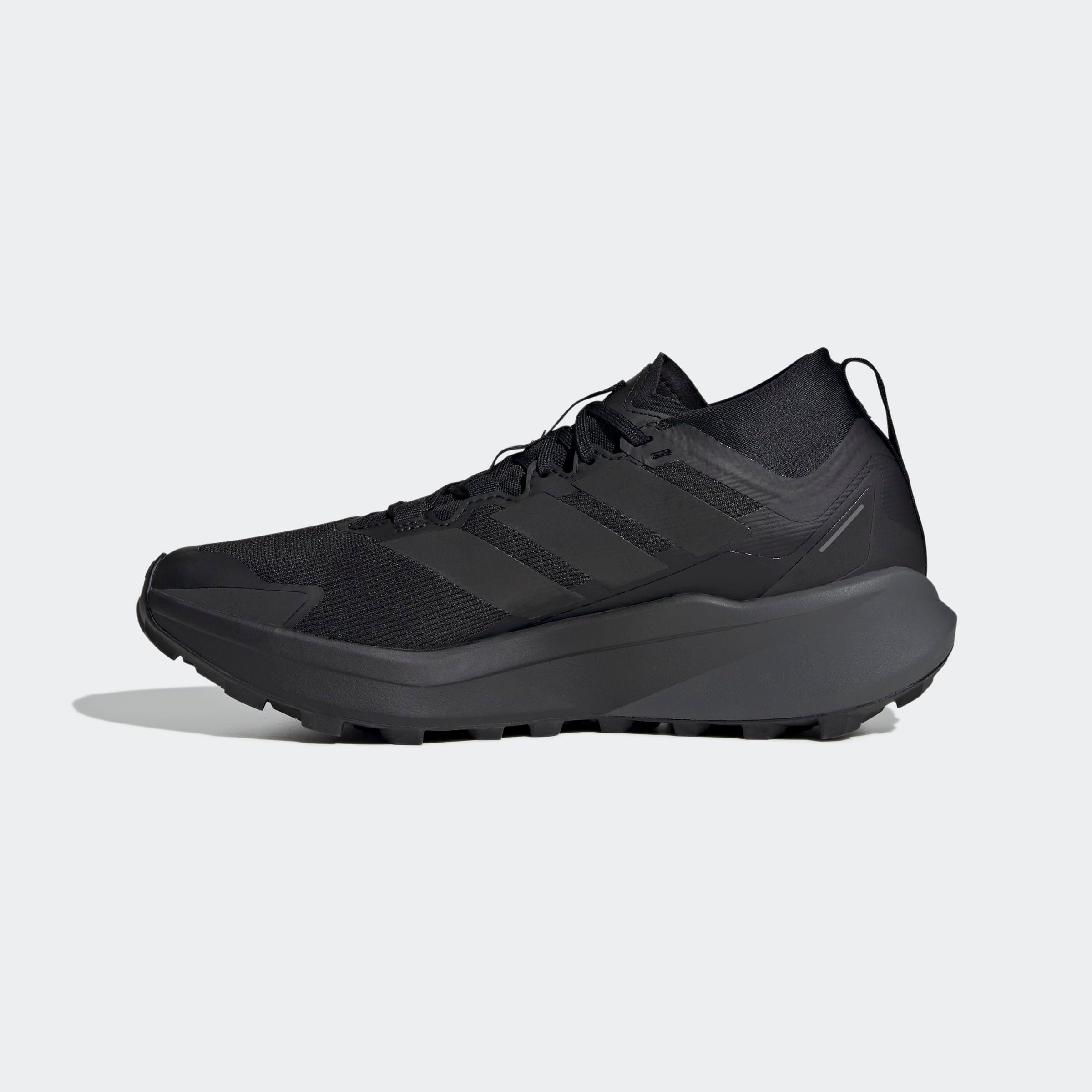 adidas TERREX Trailrunningschuh »TERREX AGRAVIC GTX TRAILRUNNING«, wasserdichte Trailrunningschuhe