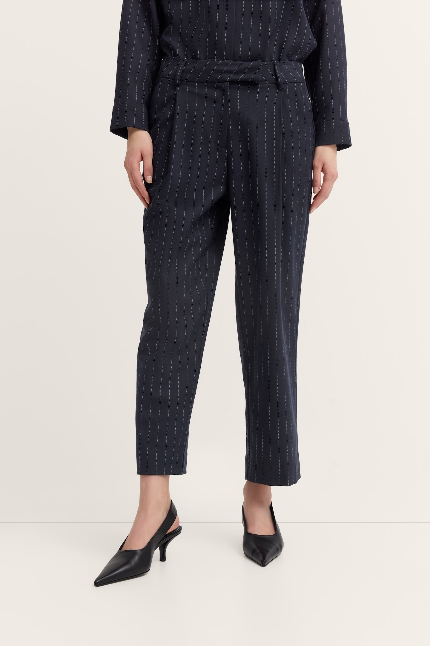 bugatti Bundfaltenhose "elegant", mit Nadelstreifen und Stretch günstig online kaufen