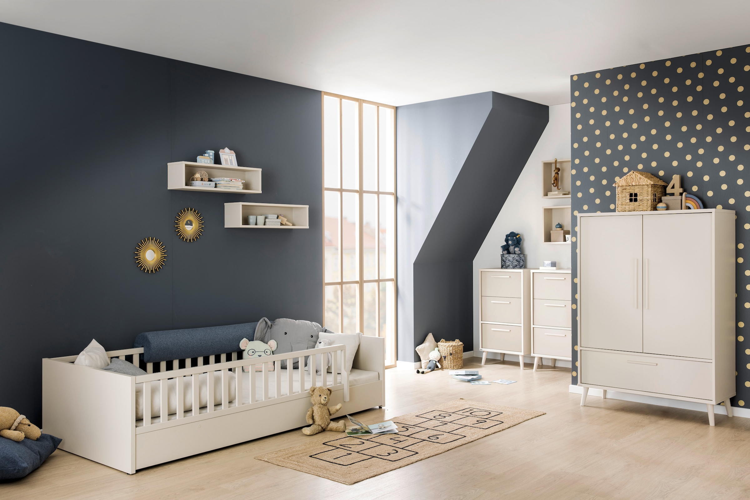 PAIDI Kleiderschrank »EEFJE in Beige mit Schublade und Türen, verschiedene Ausführungen« B/H/T ca. 95-123/139-204/41-57cm, mit 2 oder 3 Türen + Tiny-Variante,  stabiler Drehtürenschrank aus Holz, mit Soft-Close-Funktion